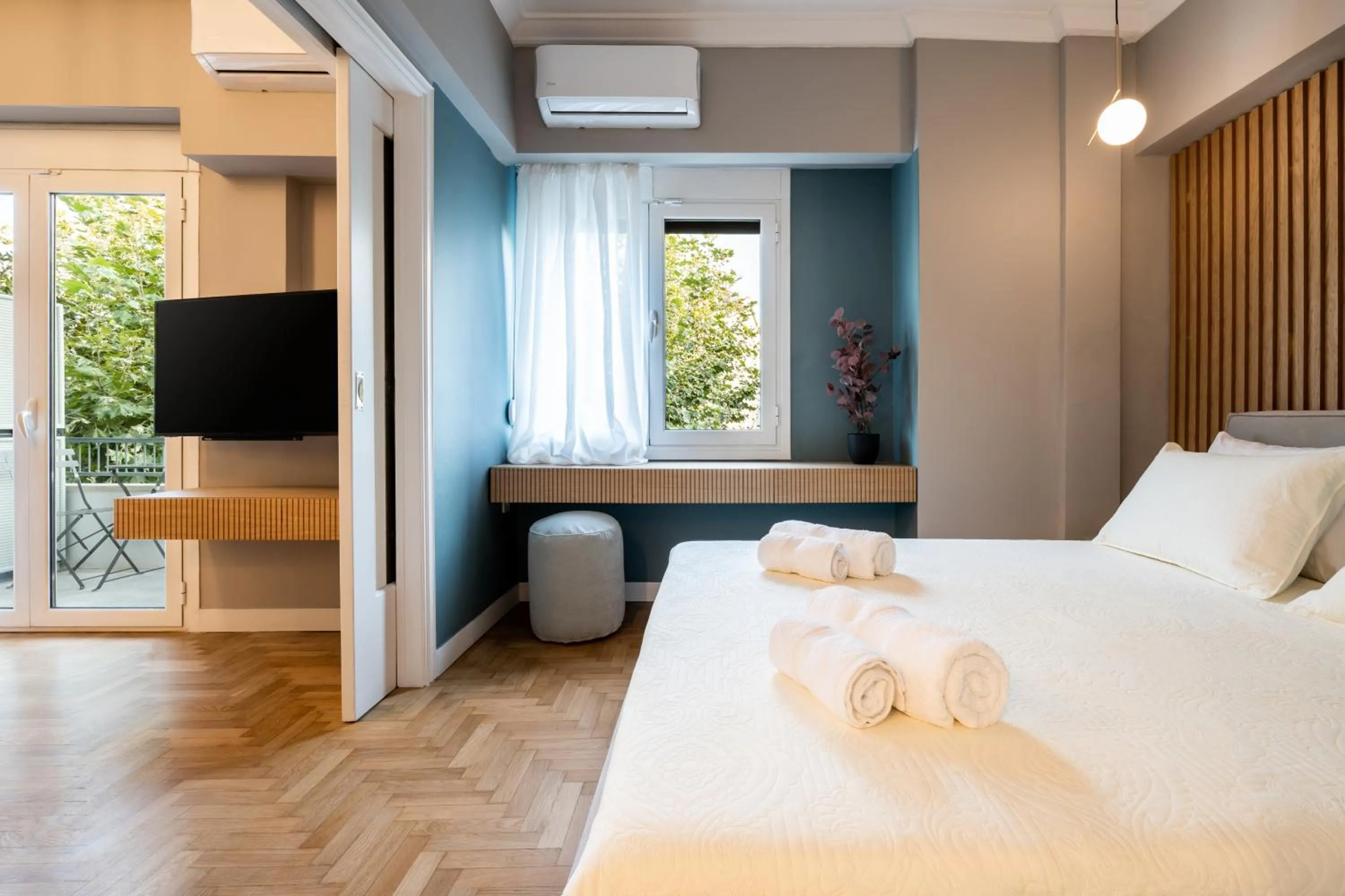 Bed in Frinichou 18 by Athens Concept Residences