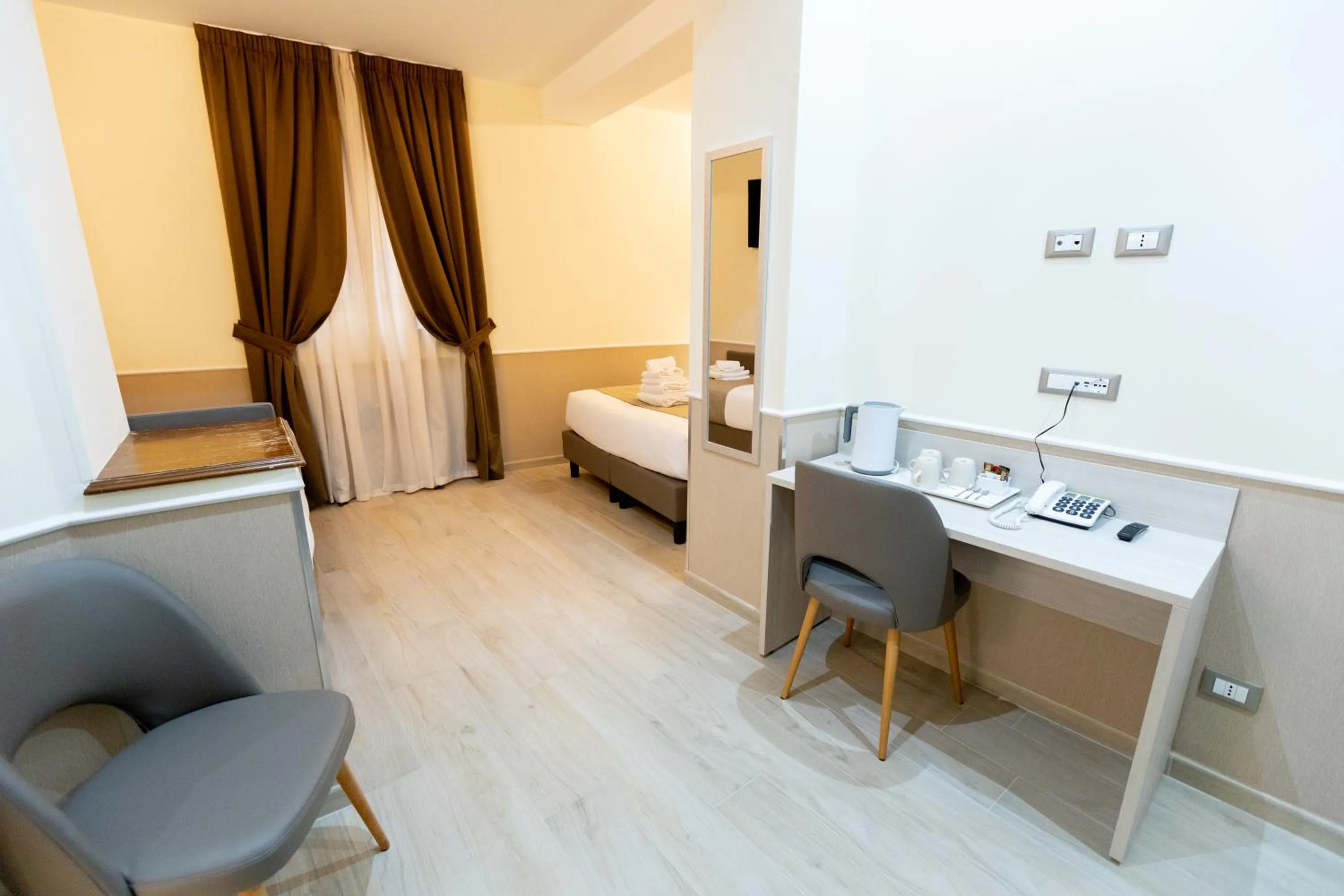 Bed in Hotel Maximus