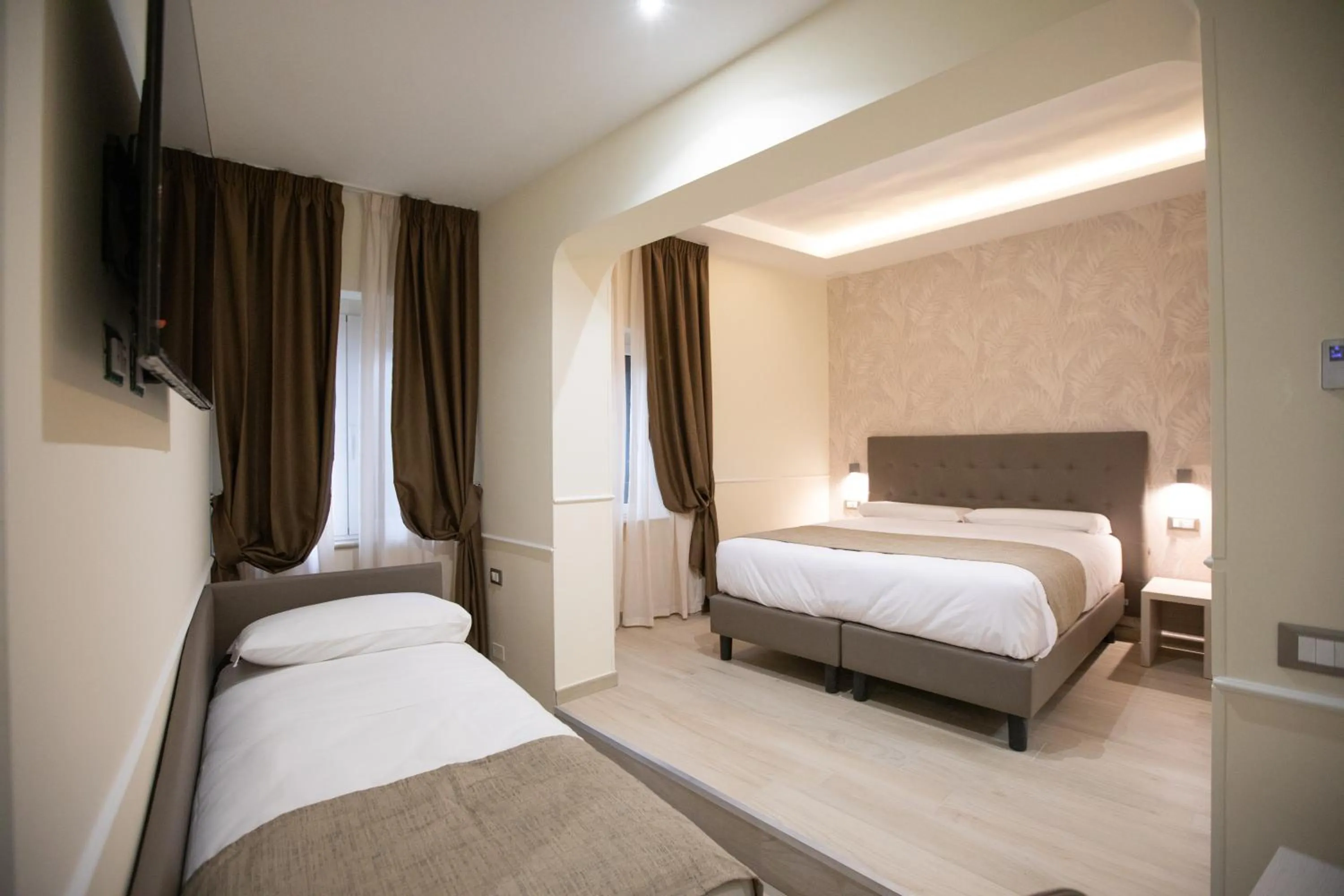 Bed in Hotel Maximus