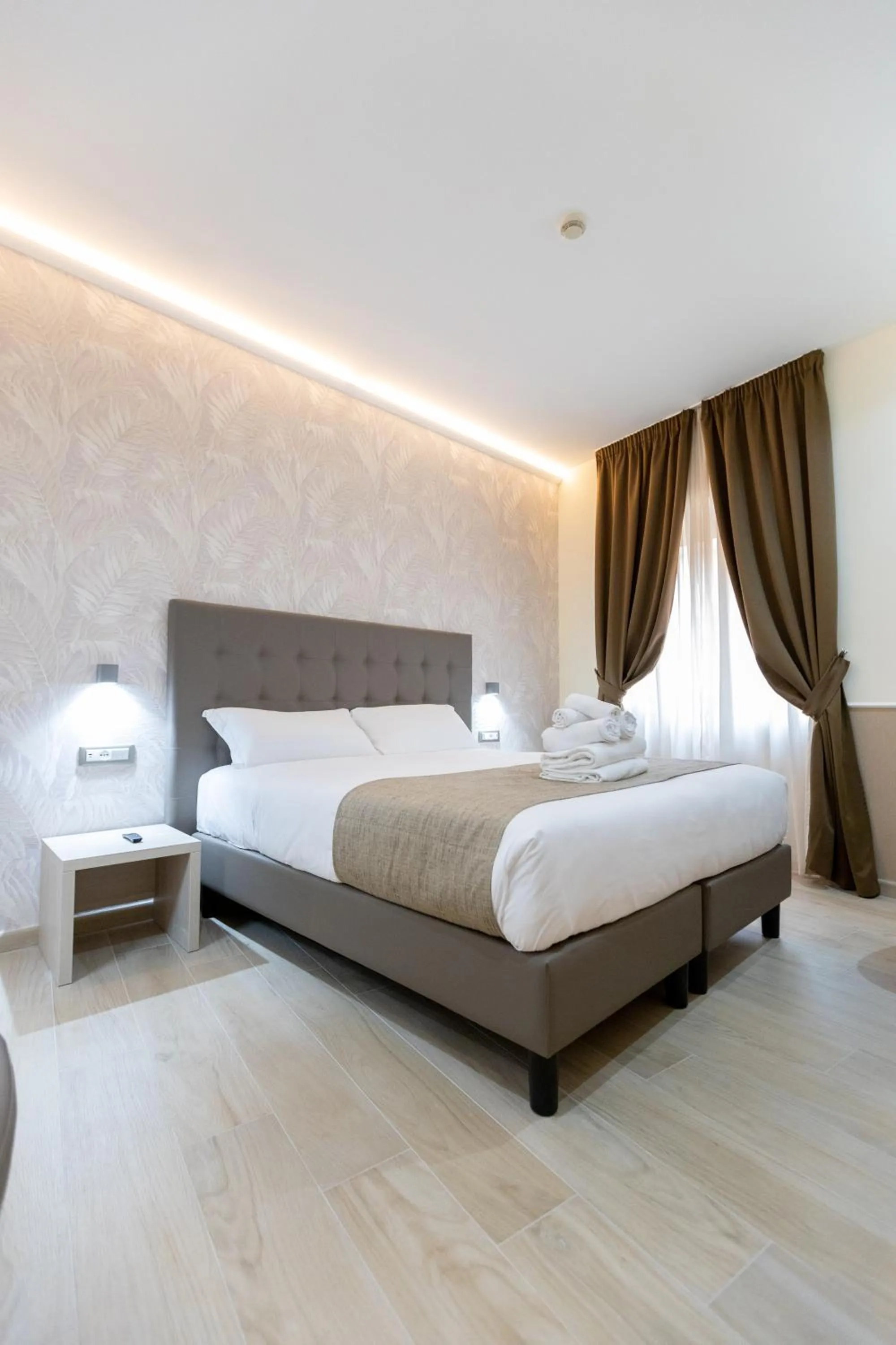 Bed in Hotel Maximus