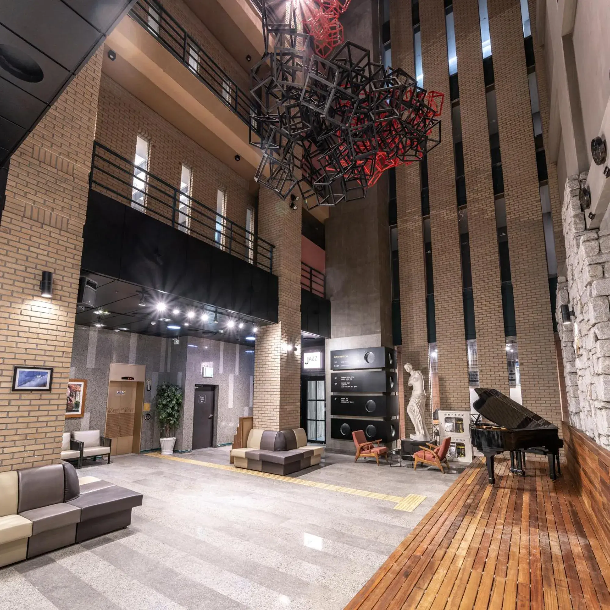 Lobby or reception in Jeonju Jazz Around Hotel Lobby or reception in Jeonju Jazz Around Hotel