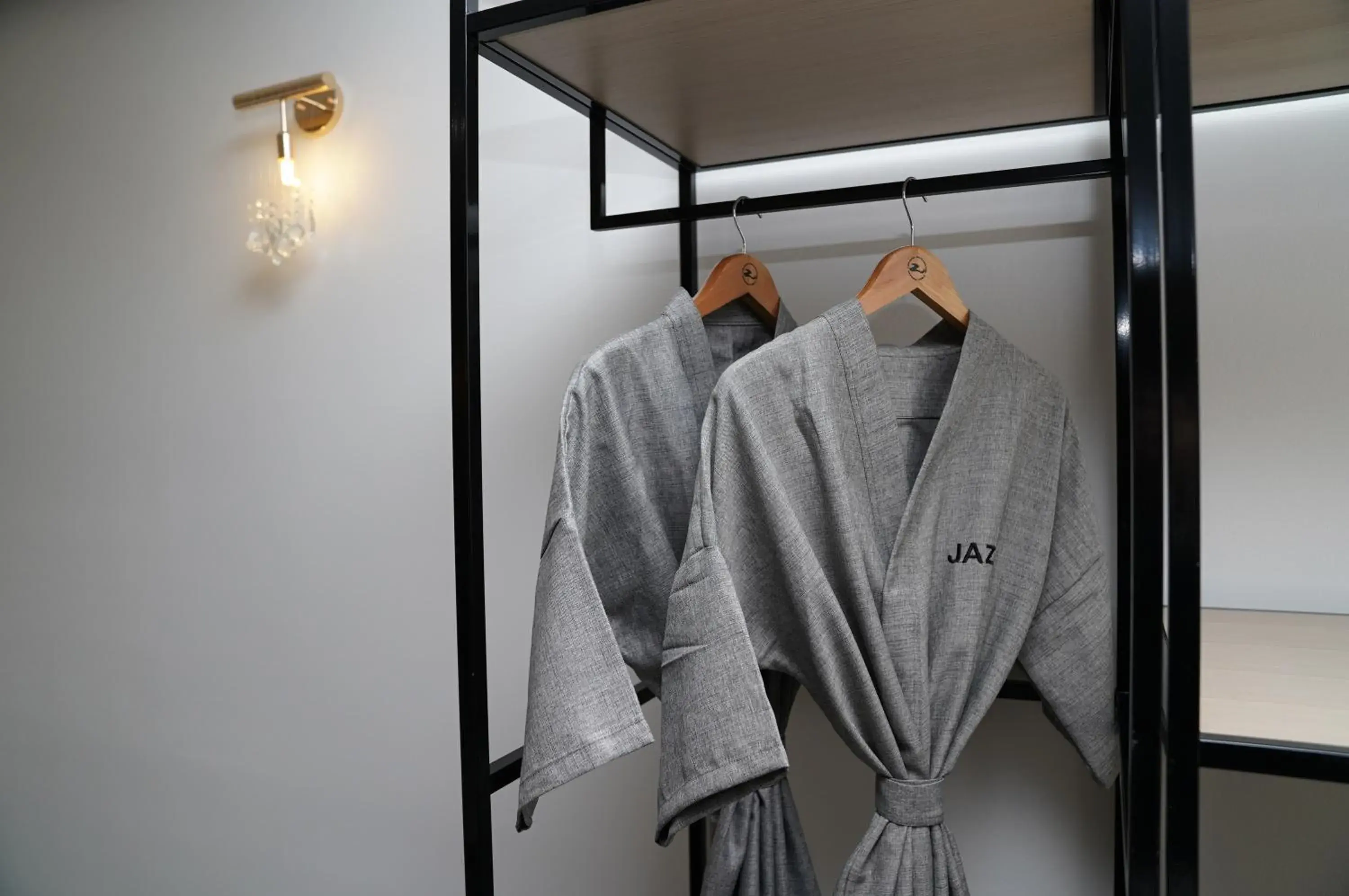 wardrobe in Jeonju Jazz Around Hotel wardrobe in Jeonju Jazz Around Hotel