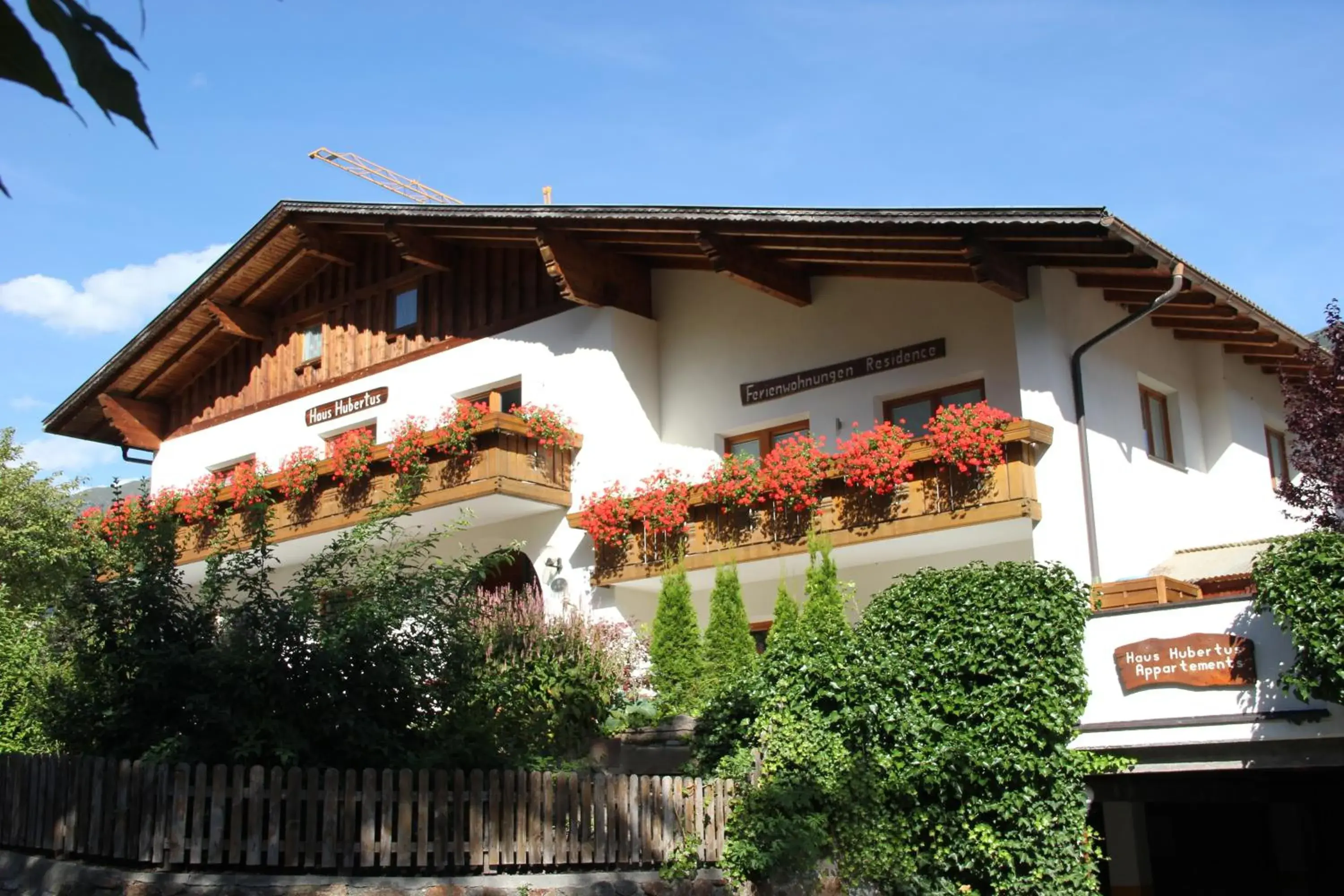 Aparthotel Garni Haus Hubertus Aparthotel Garni Haus Hubertus