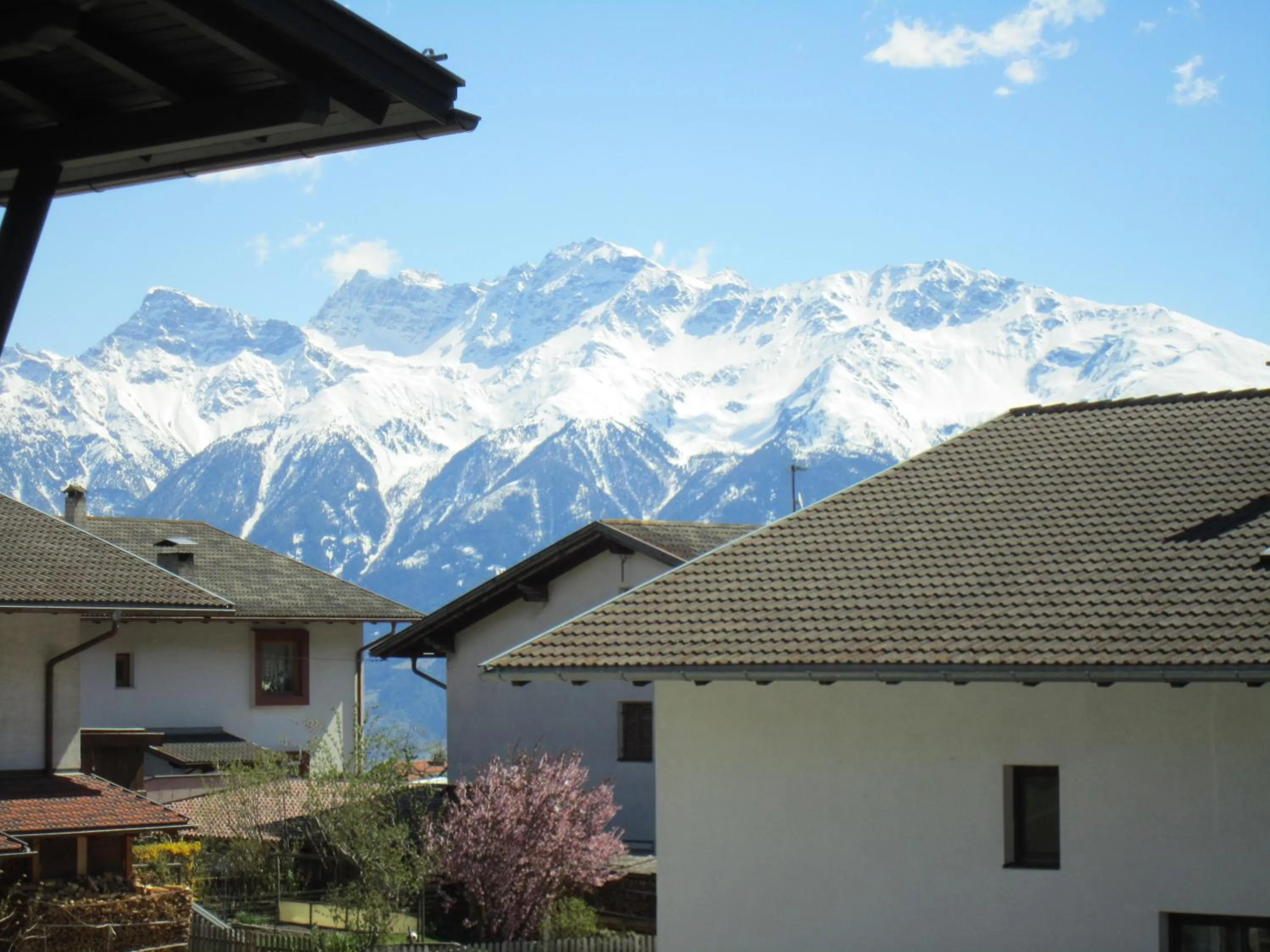 Mountain view in Aparthotel Garni Haus Hubertus