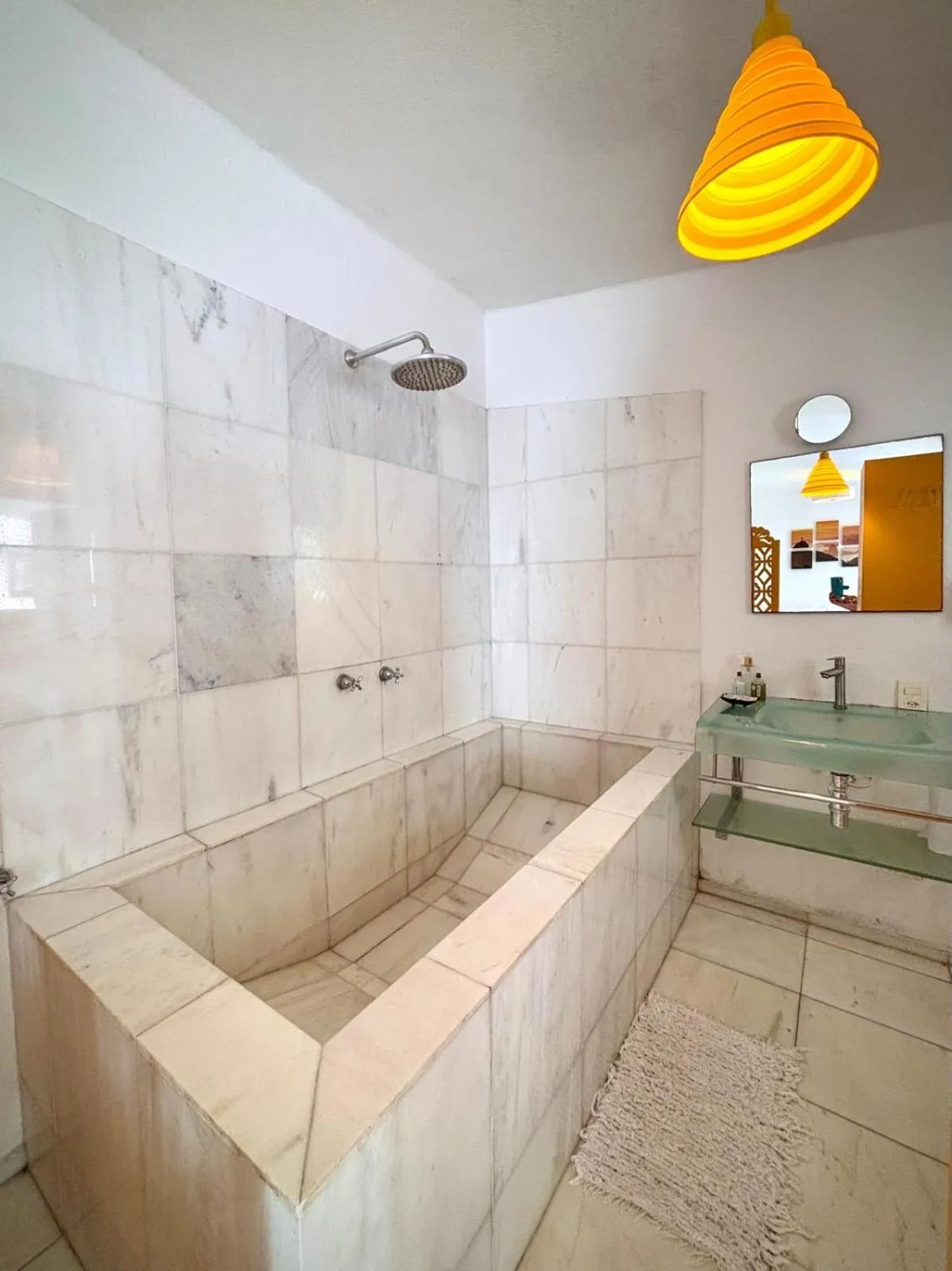 Bath in Les Jardins de Rio Boutique Hotel