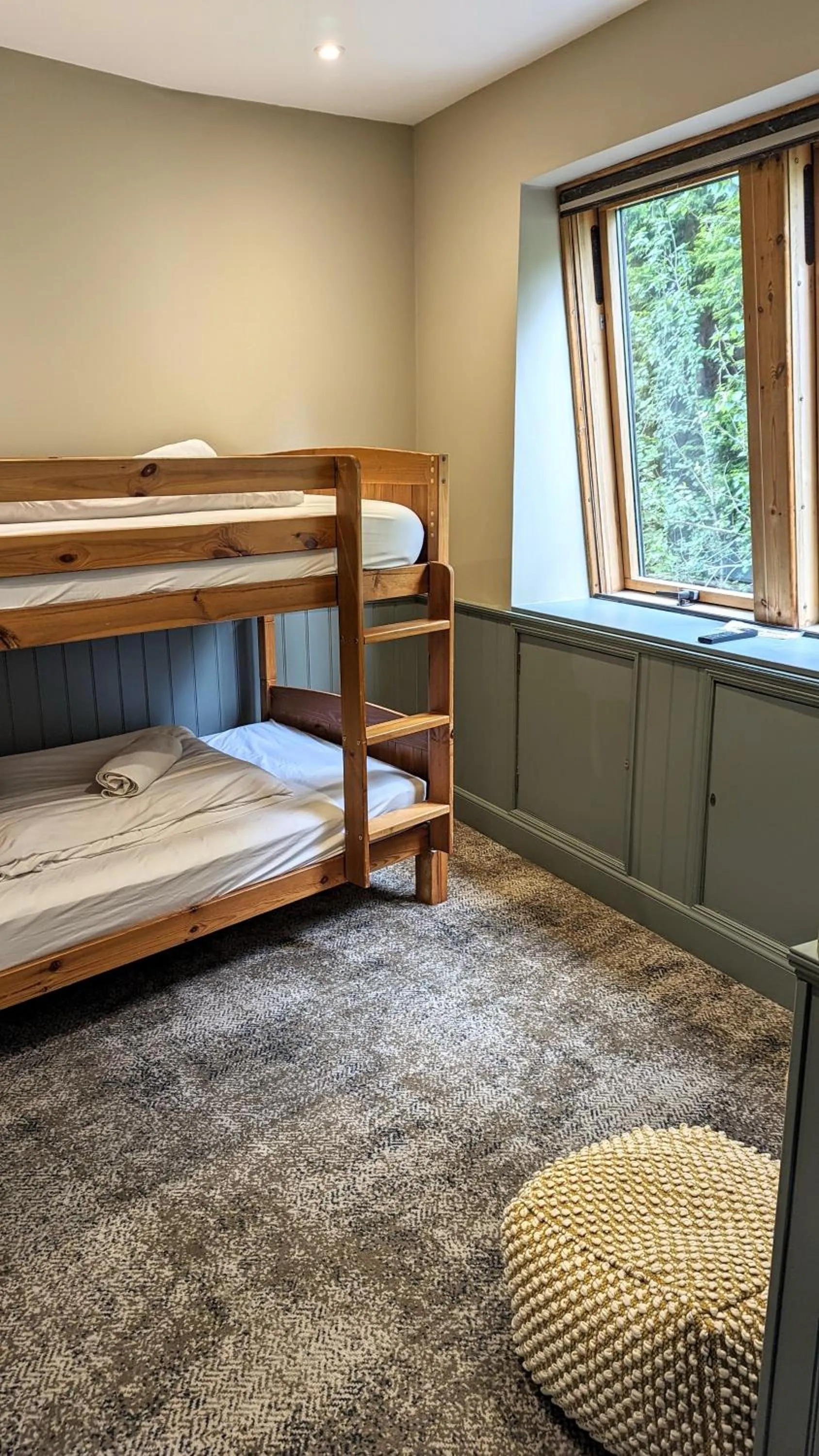 bunk bed, Bed in Falls of Lora Hotel