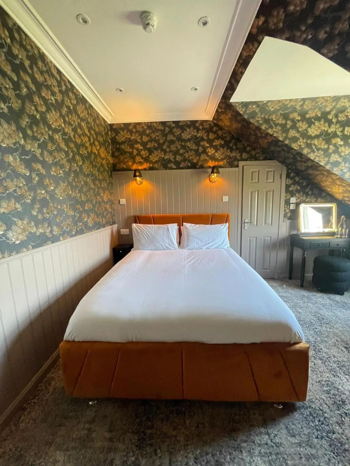 Bed in Falls of Lora Hotel