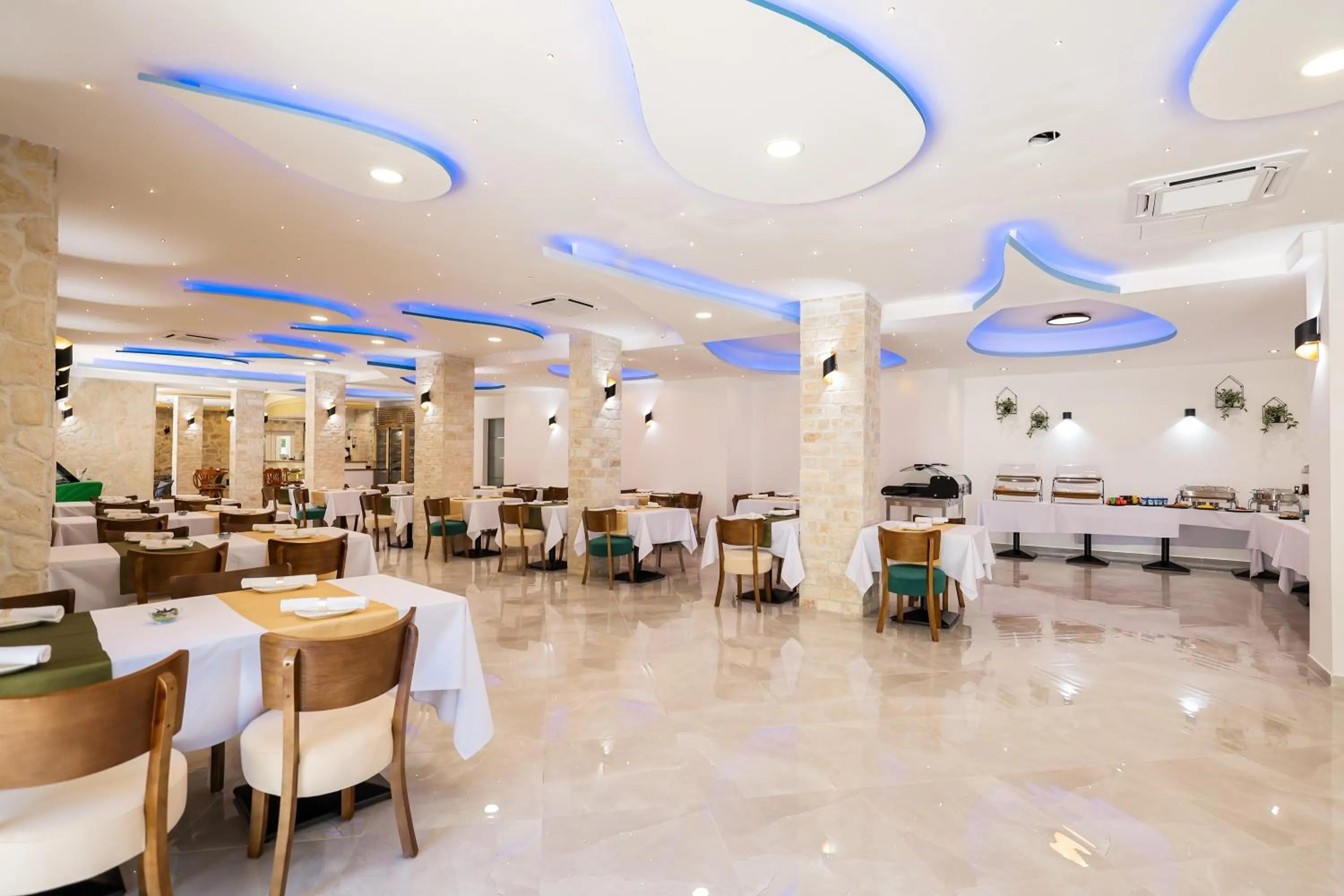 Restaurant/places to eat in Hotel Kanjon Zrmanje