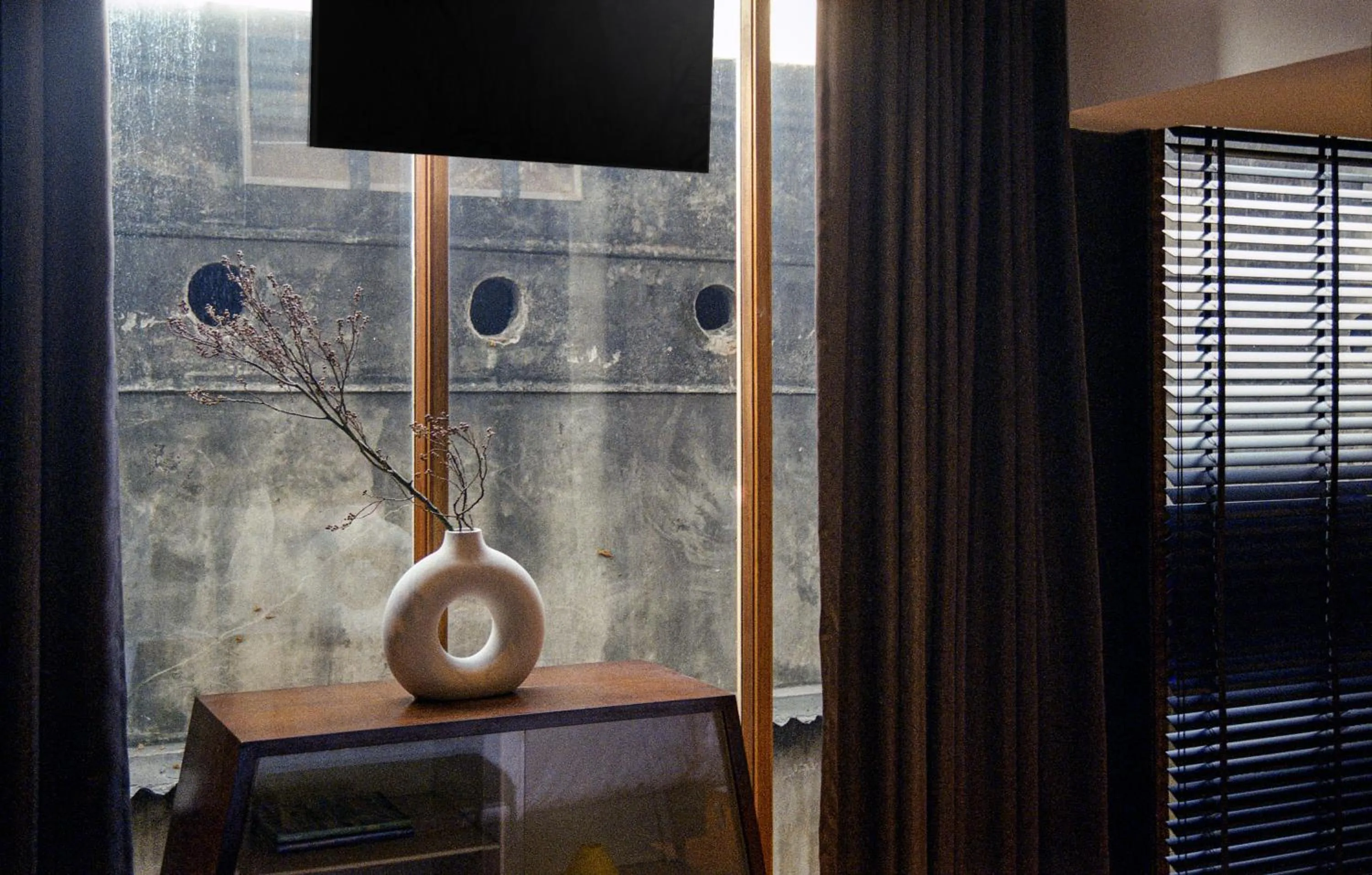 TV and multimedia in Na Tanao 1969