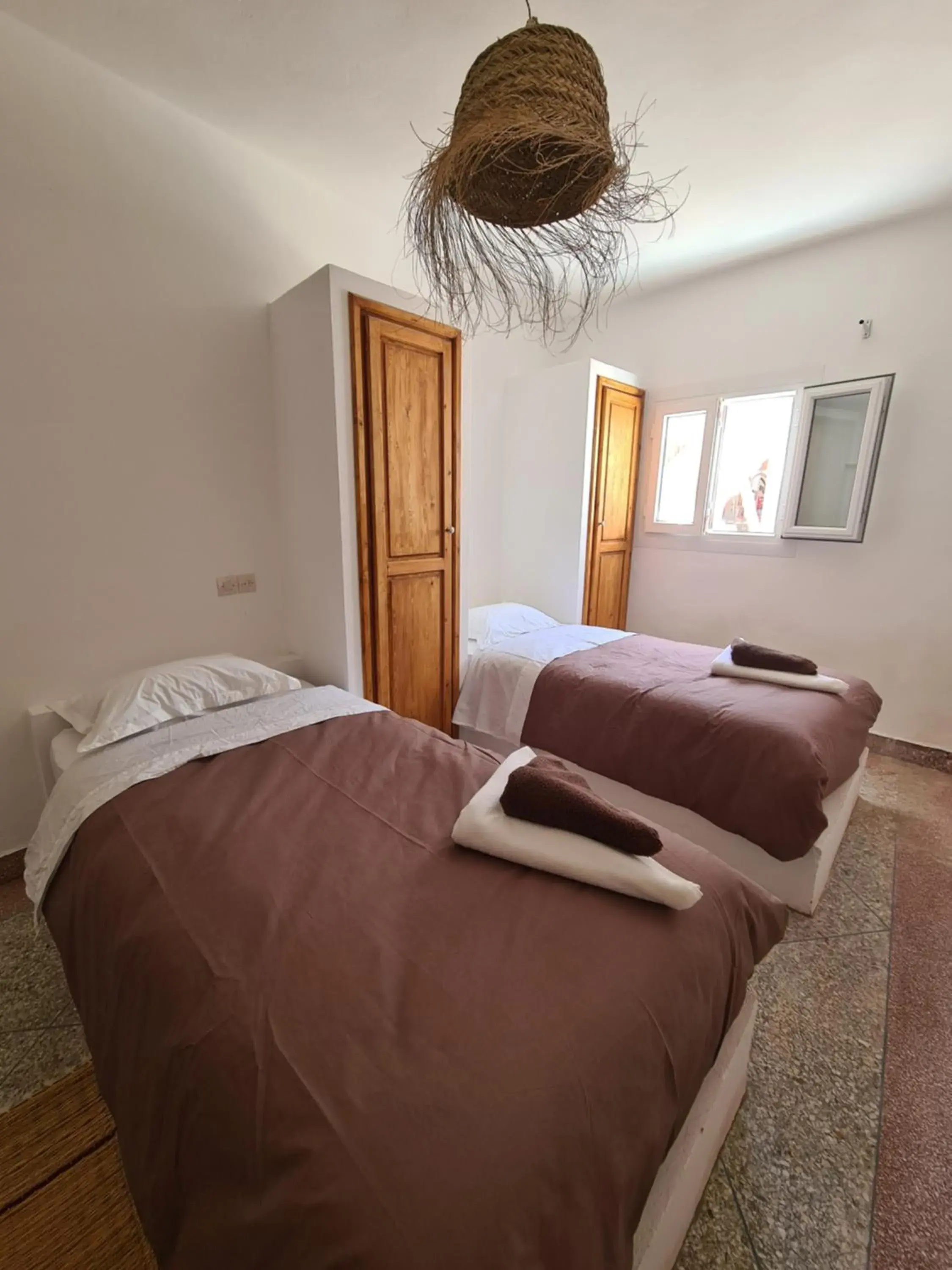 Twin Room in La Maison des Vagues Twin Room in La Maison des Vagues