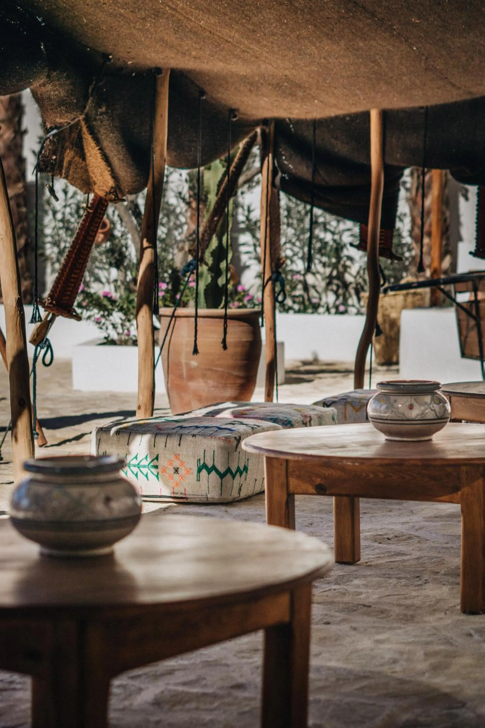 Seating area in La Maison des Vagues