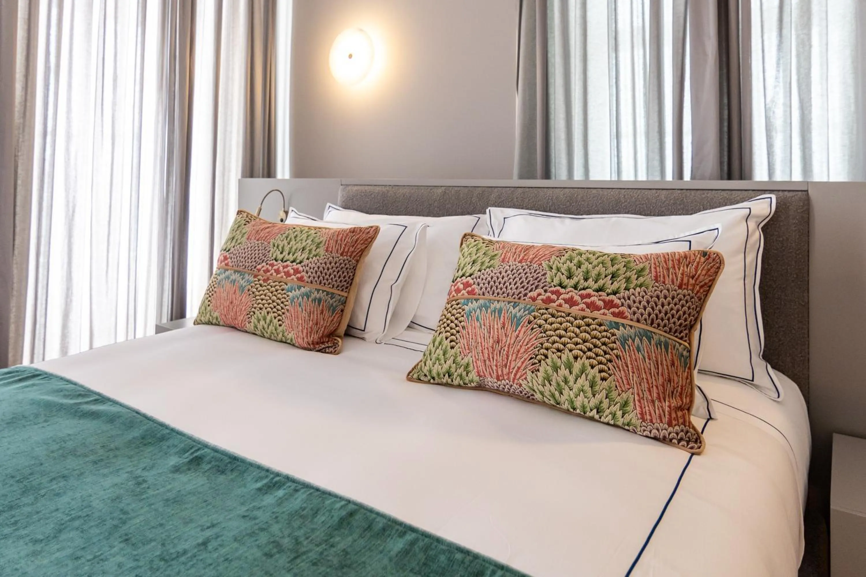 Bedroom in Maison Bleue