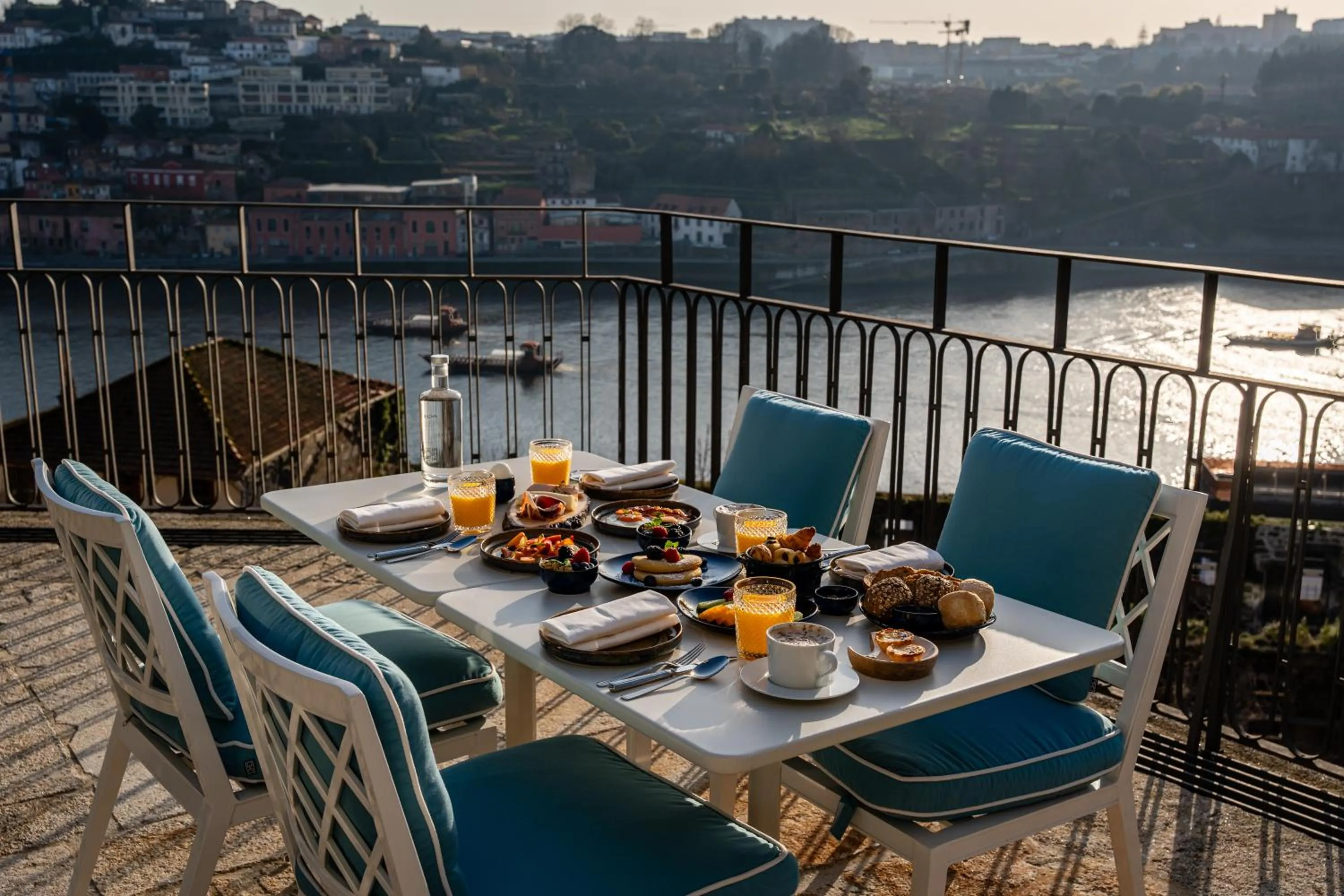 Balcony/Terrace in Maison Bleue