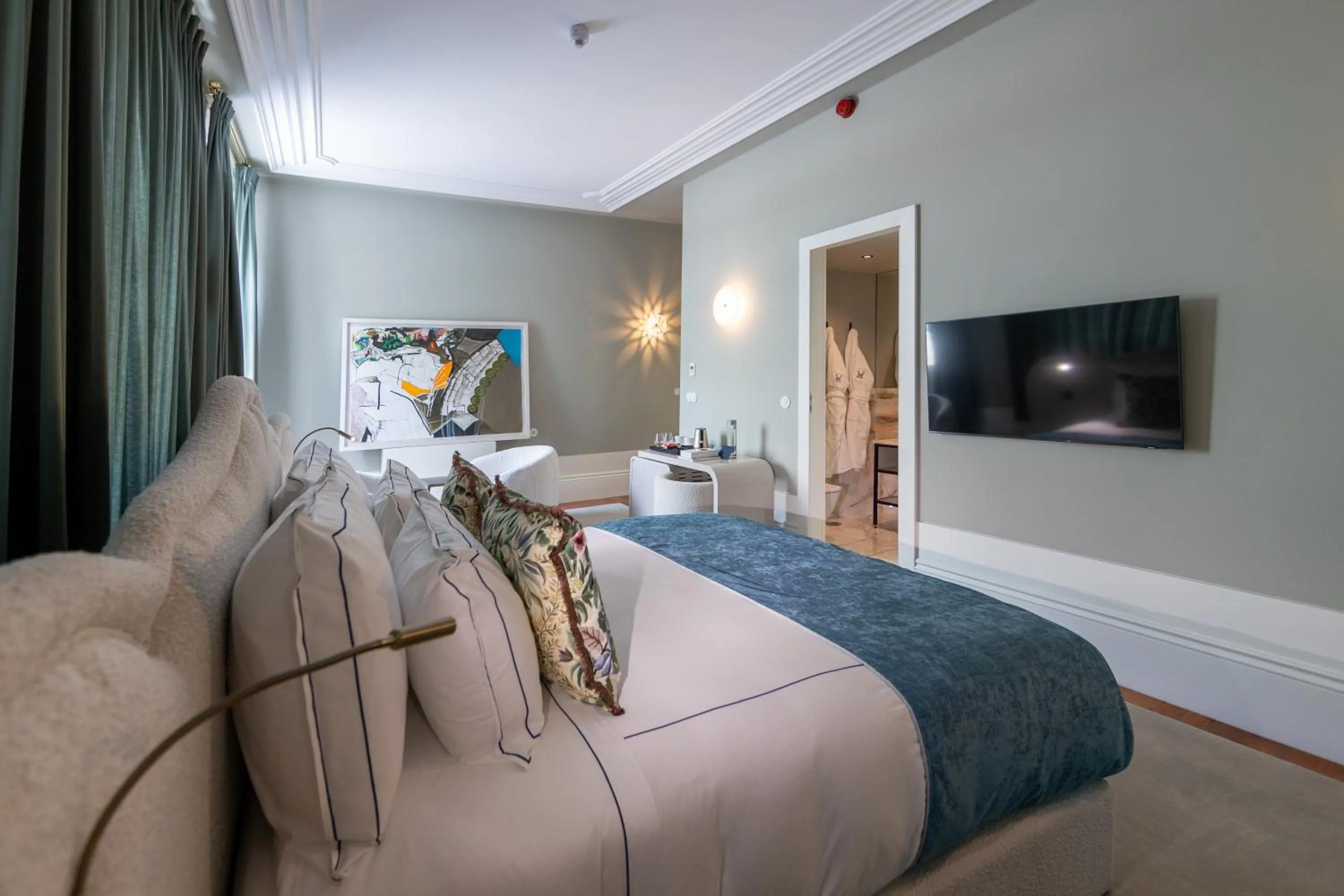 TV and multimedia in Maison Bleue