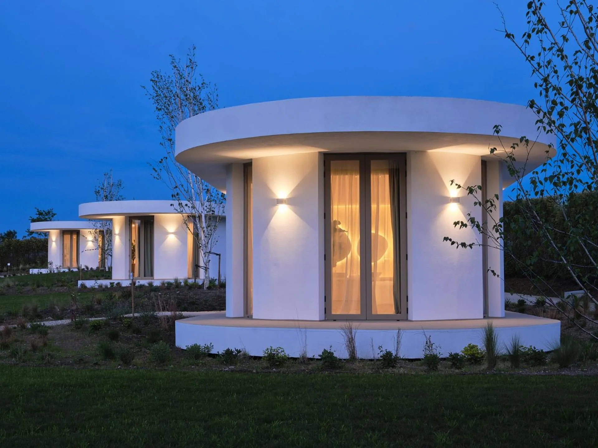 Property building in Retiro Costiña Wellness&villas