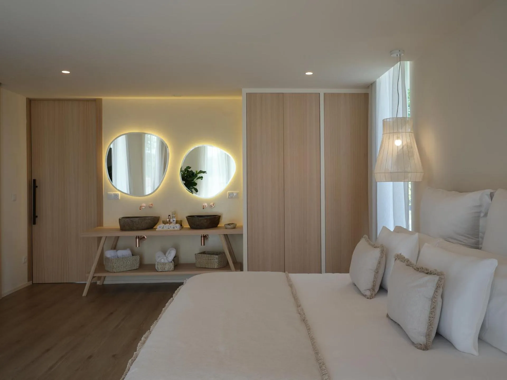 Photo of the whole room, Bed in Retiro Costiña Wellness&villas