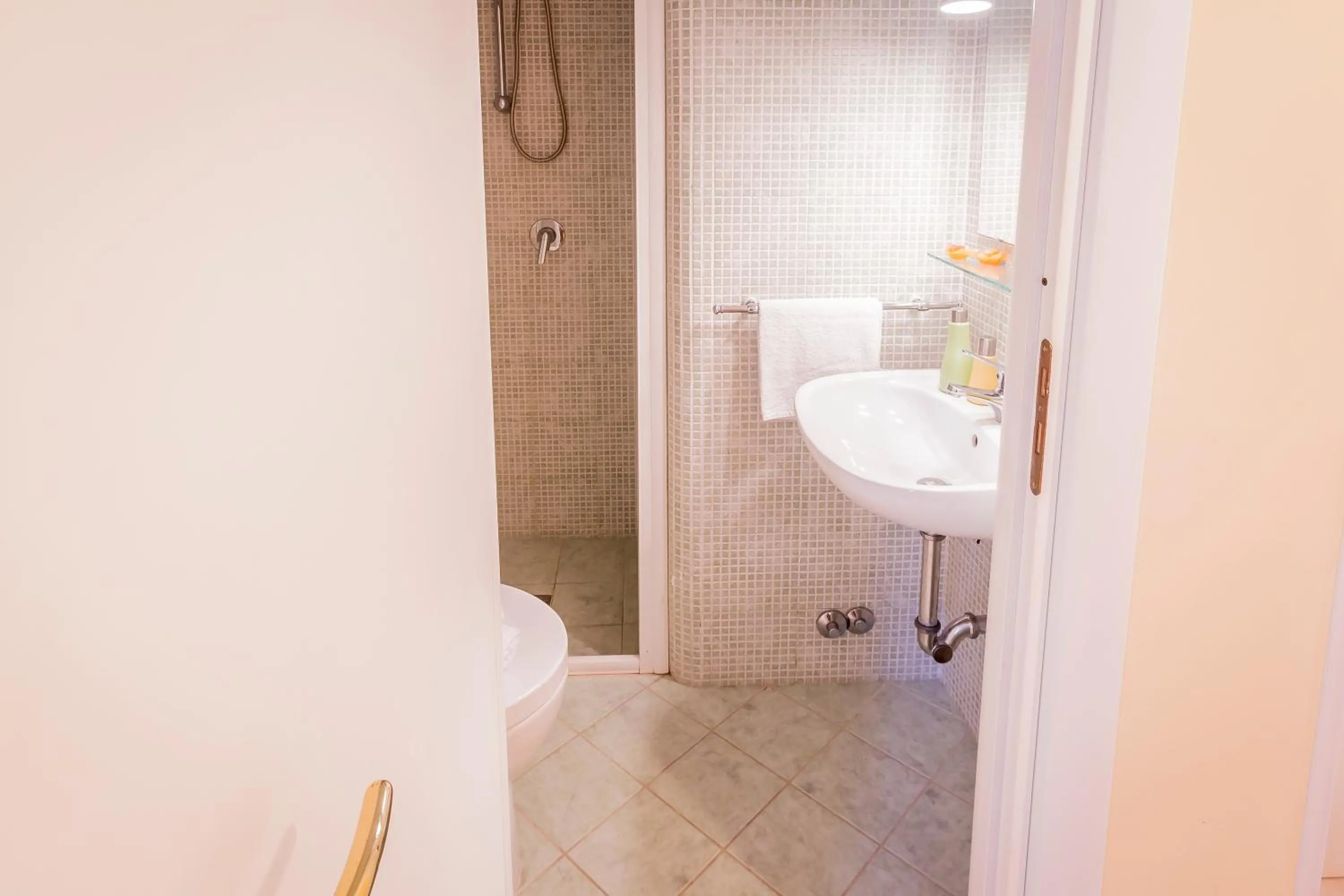 Bathroom in Mandarinoarancio