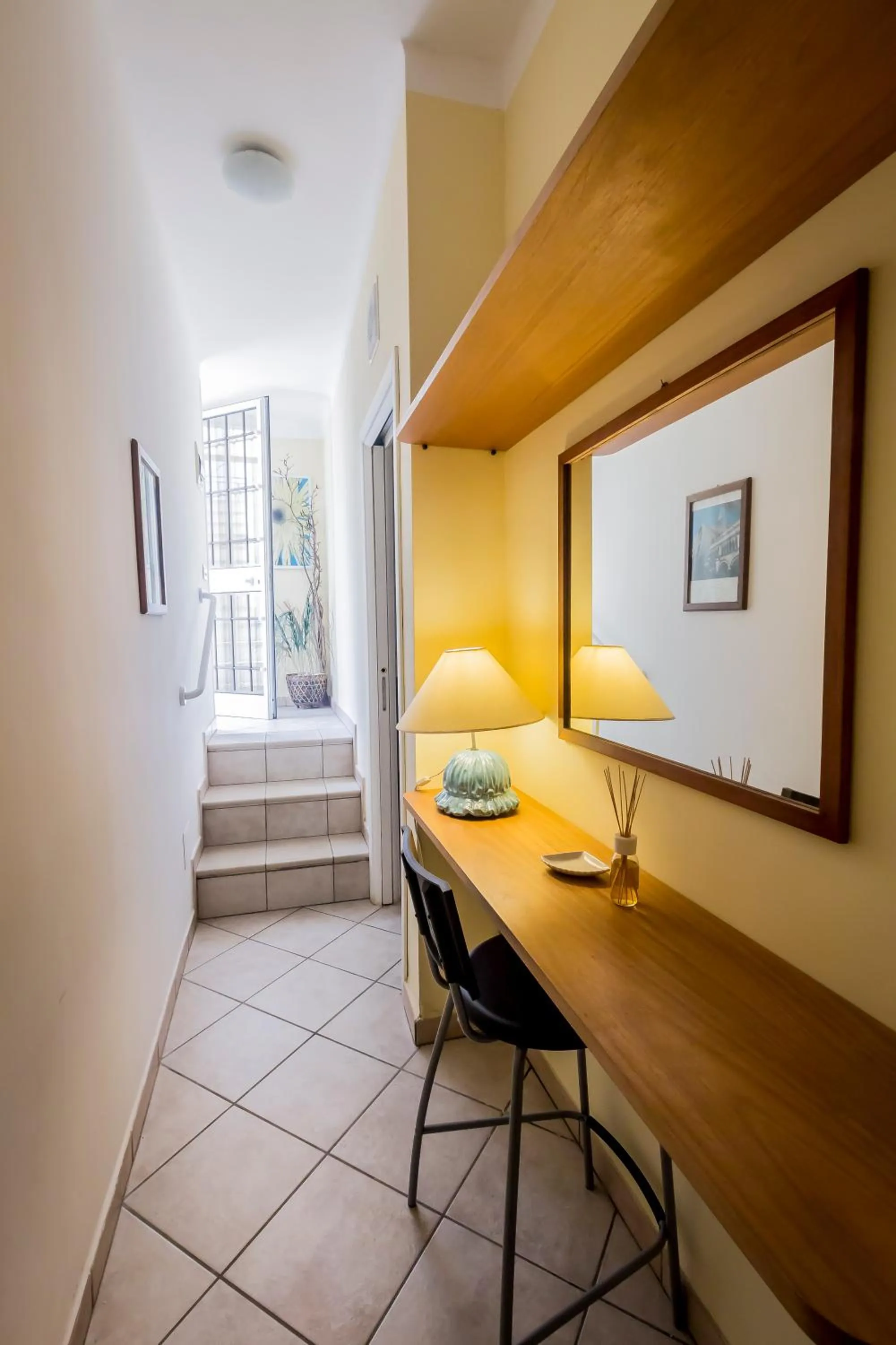 Facade/entrance in Mandarinoarancio