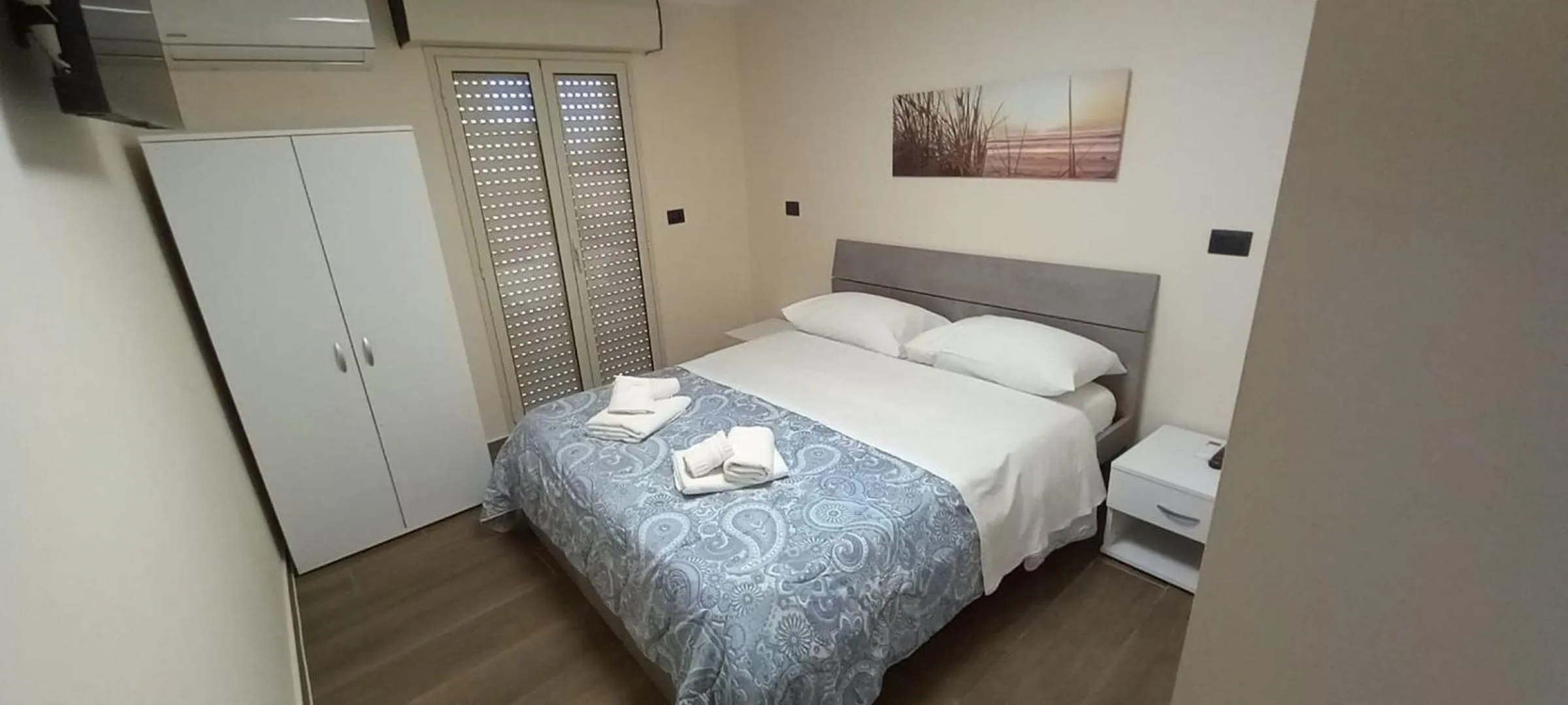 Photo of the whole room, Bed in B&B Omnia Scilla