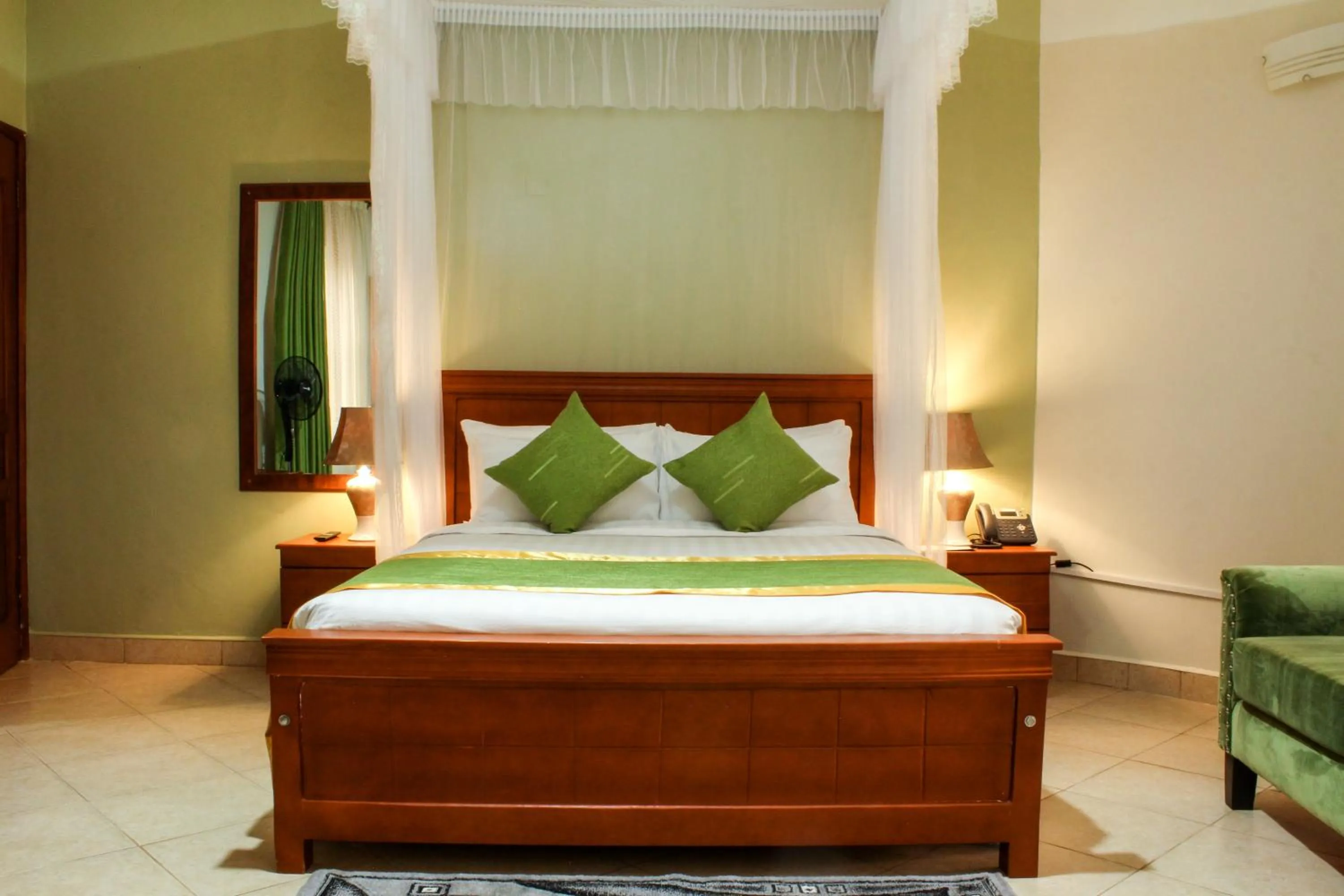 Bed in Excelsis Garden Hotels - Kampala