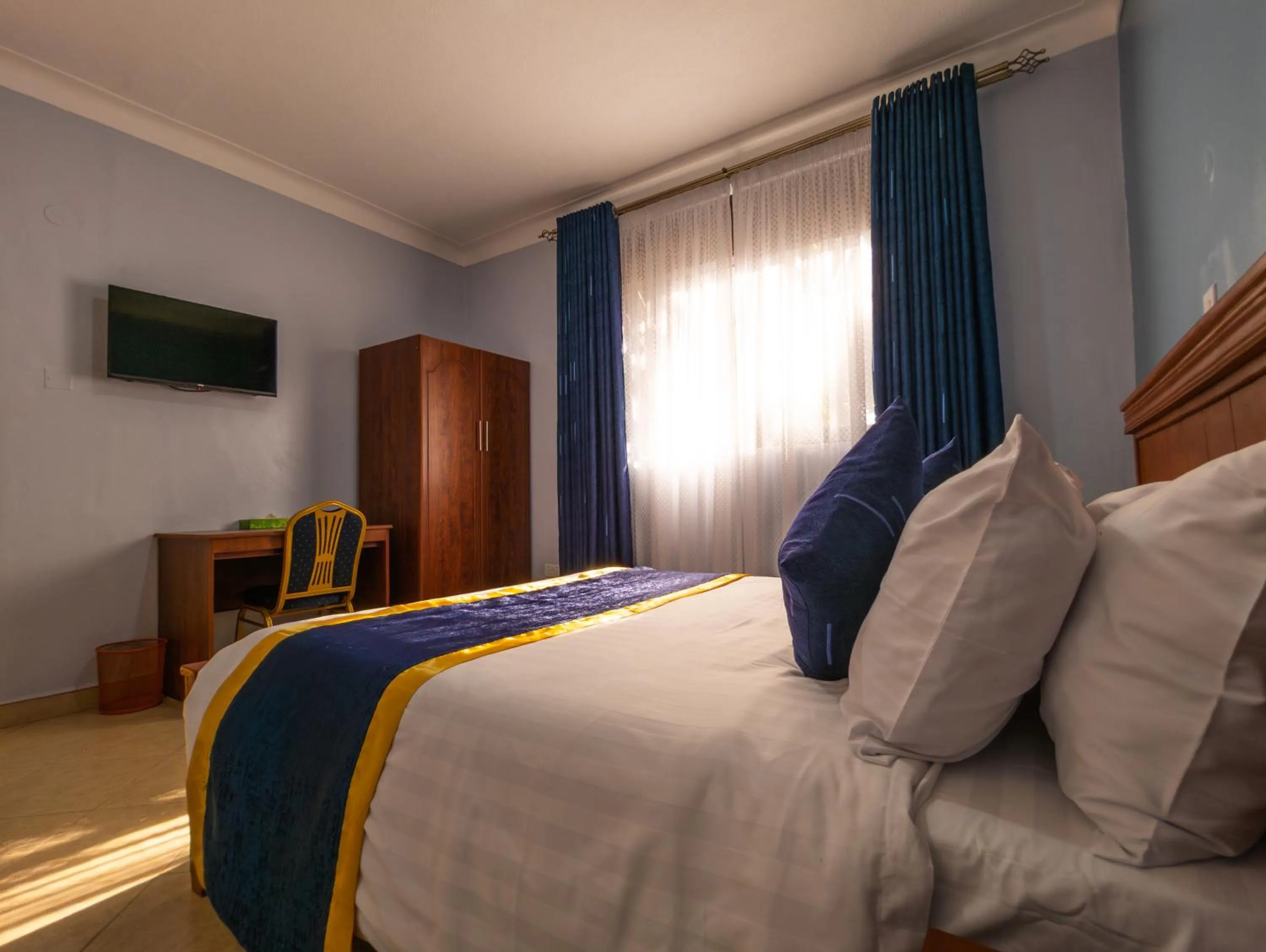 Bed in Excelsis Garden Hotels - Kampala