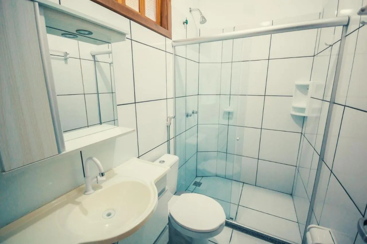 Bathroom in Brisa do Caitá Praia Hotel