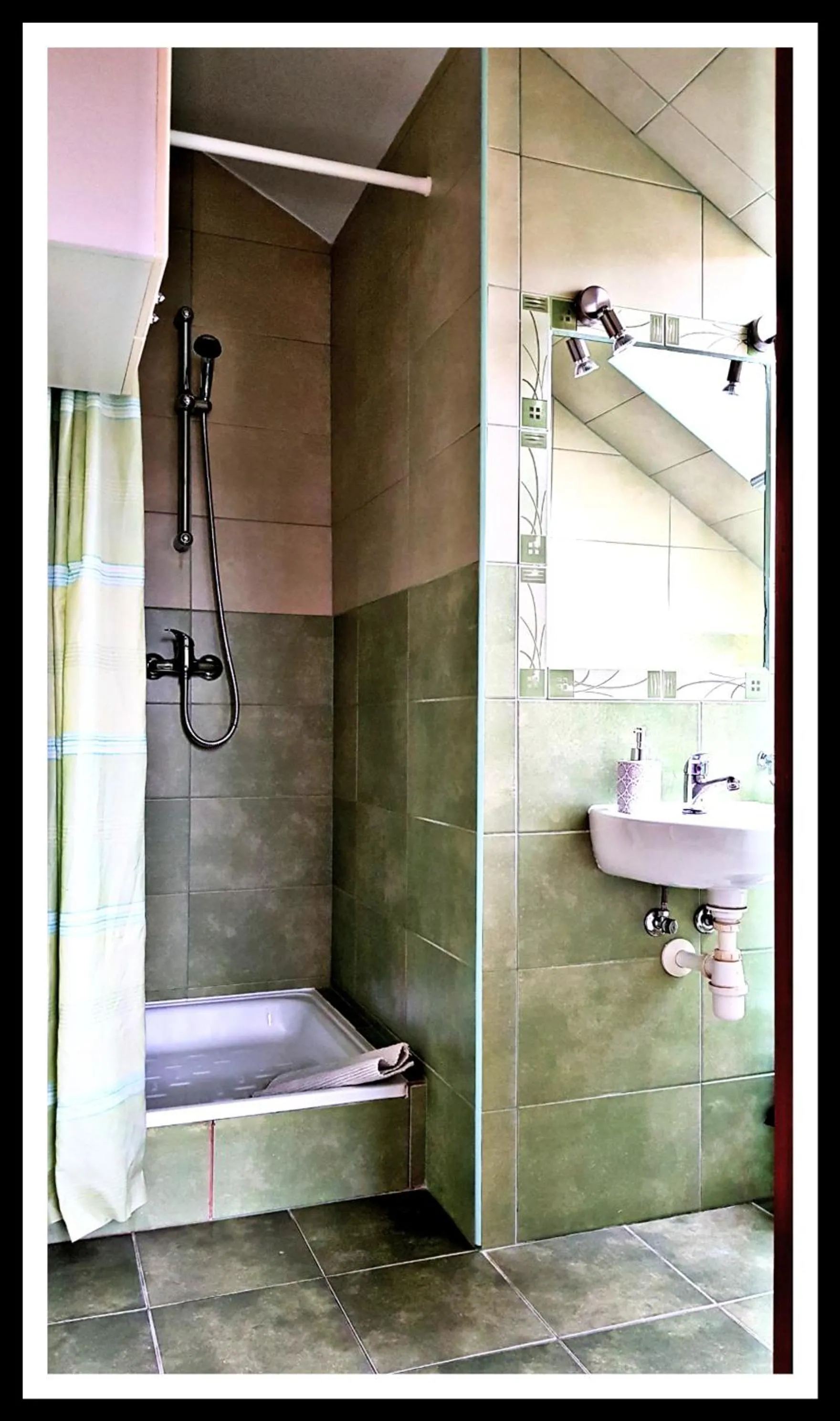 Shower in Leśne Berdo Przysłup