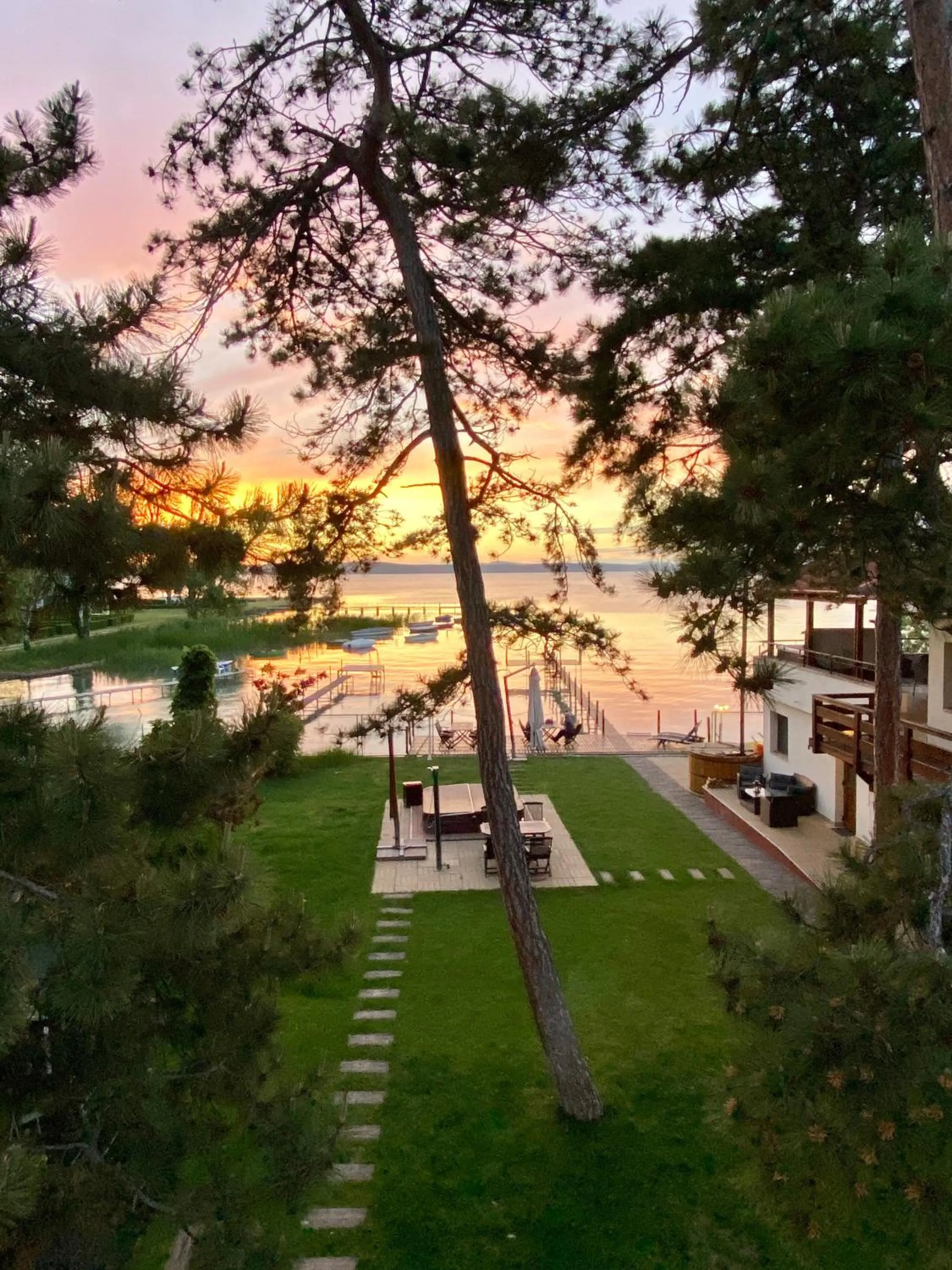 Property building in Royal Mediterran