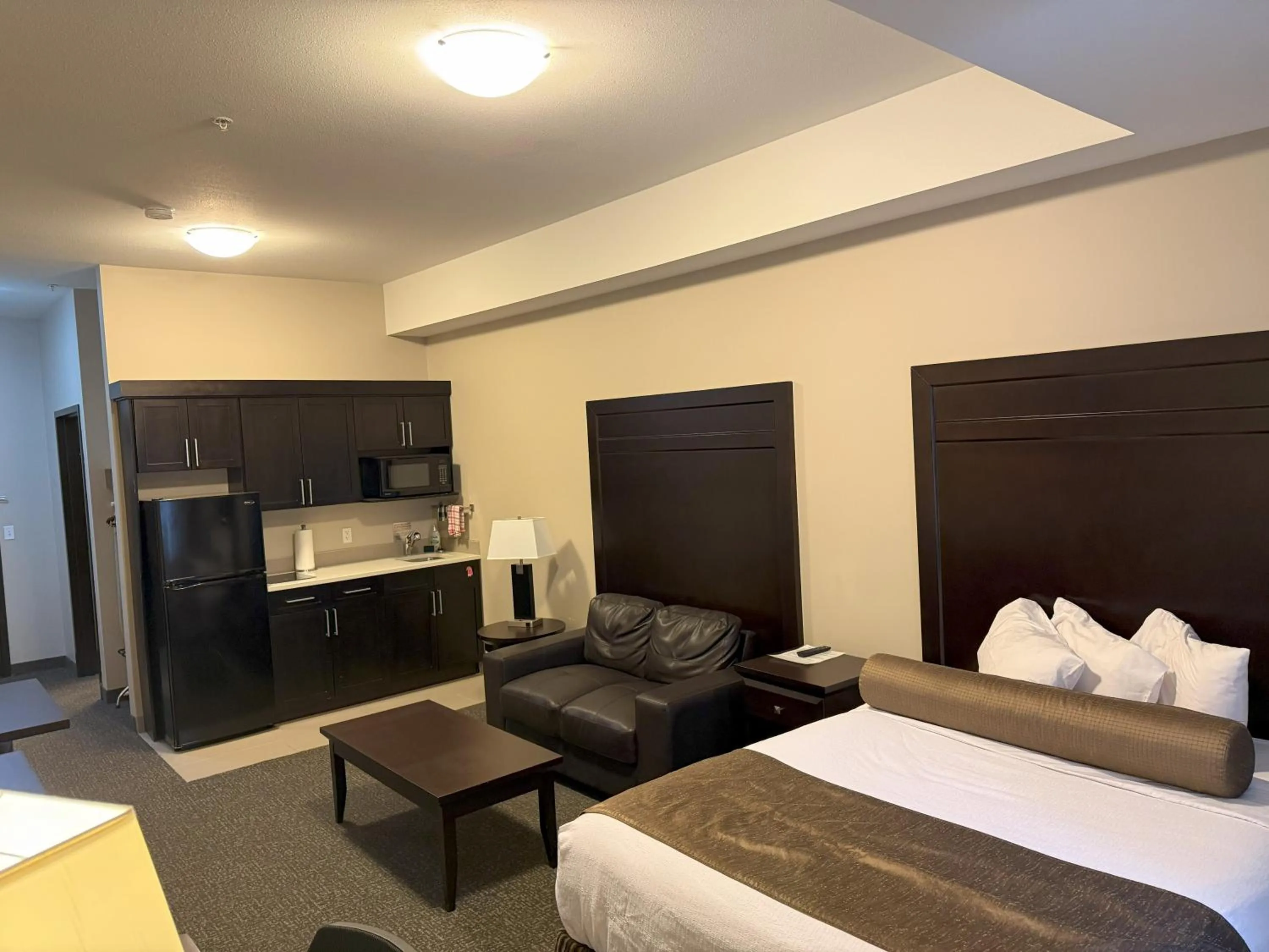 Bed in Kanata Whitecourt