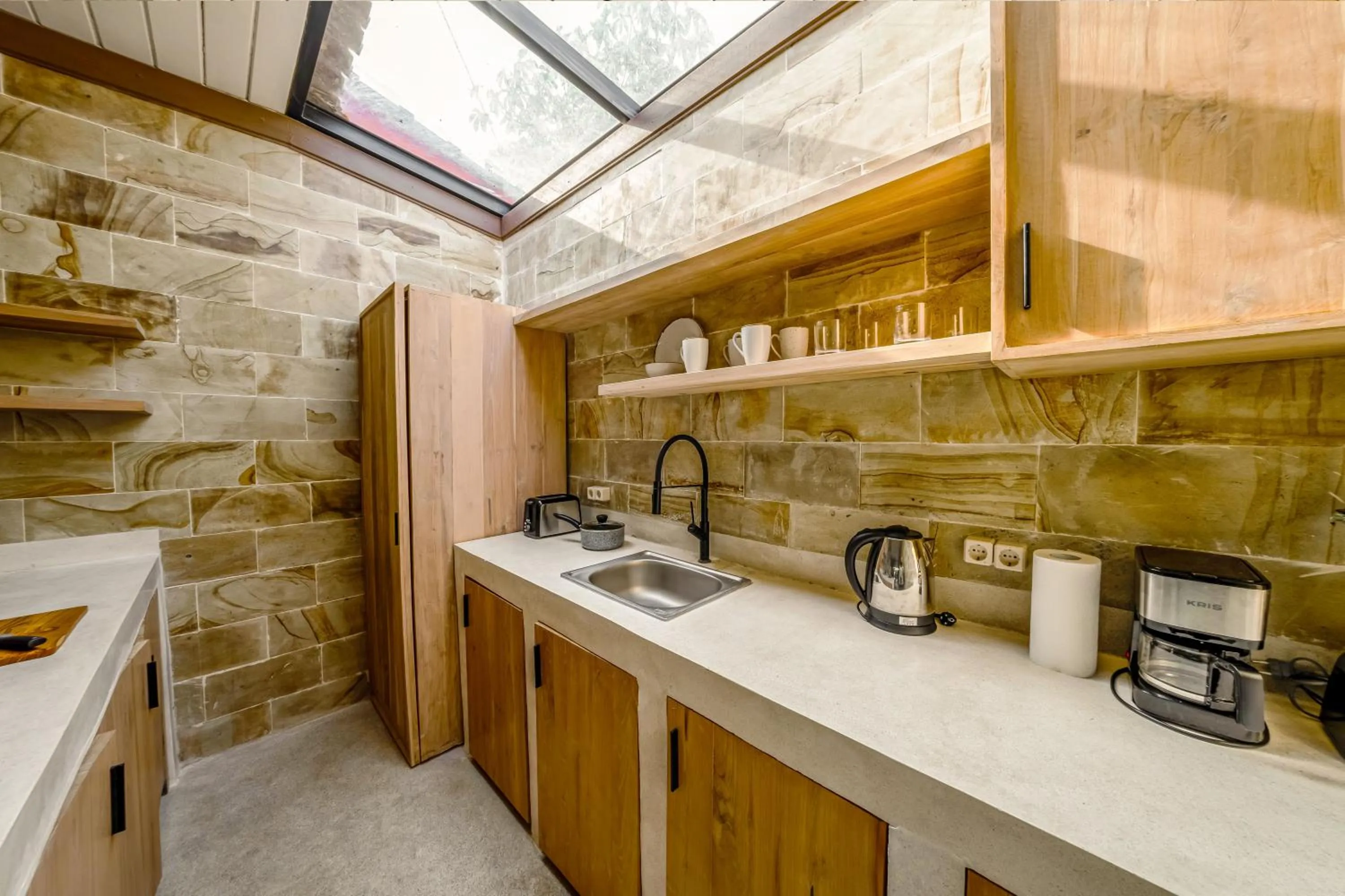 Coffee/tea facilities in Nyaman Villas by EVDEkimi - Romantic escape among rice fields with Pool, Terrace - Long stay extras