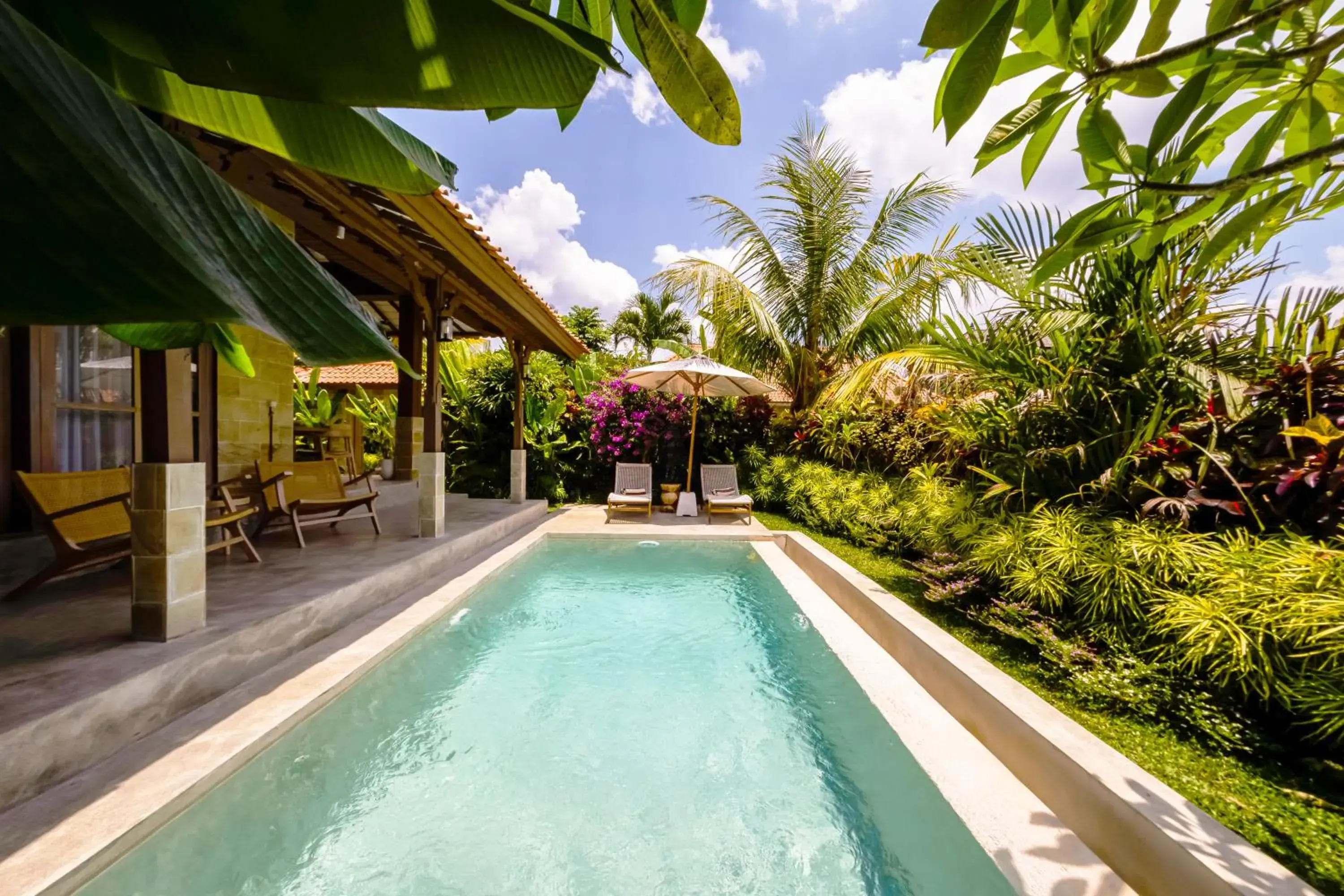 Property building in Nyaman Villas by EVDEkimi - Romantic escape among rice fields with Pool, Terrace - Long stay extras Property building in Nyaman Villas by EVDEkimi - Romantic escape among rice fields with Pool, Terrace - Long stay extras