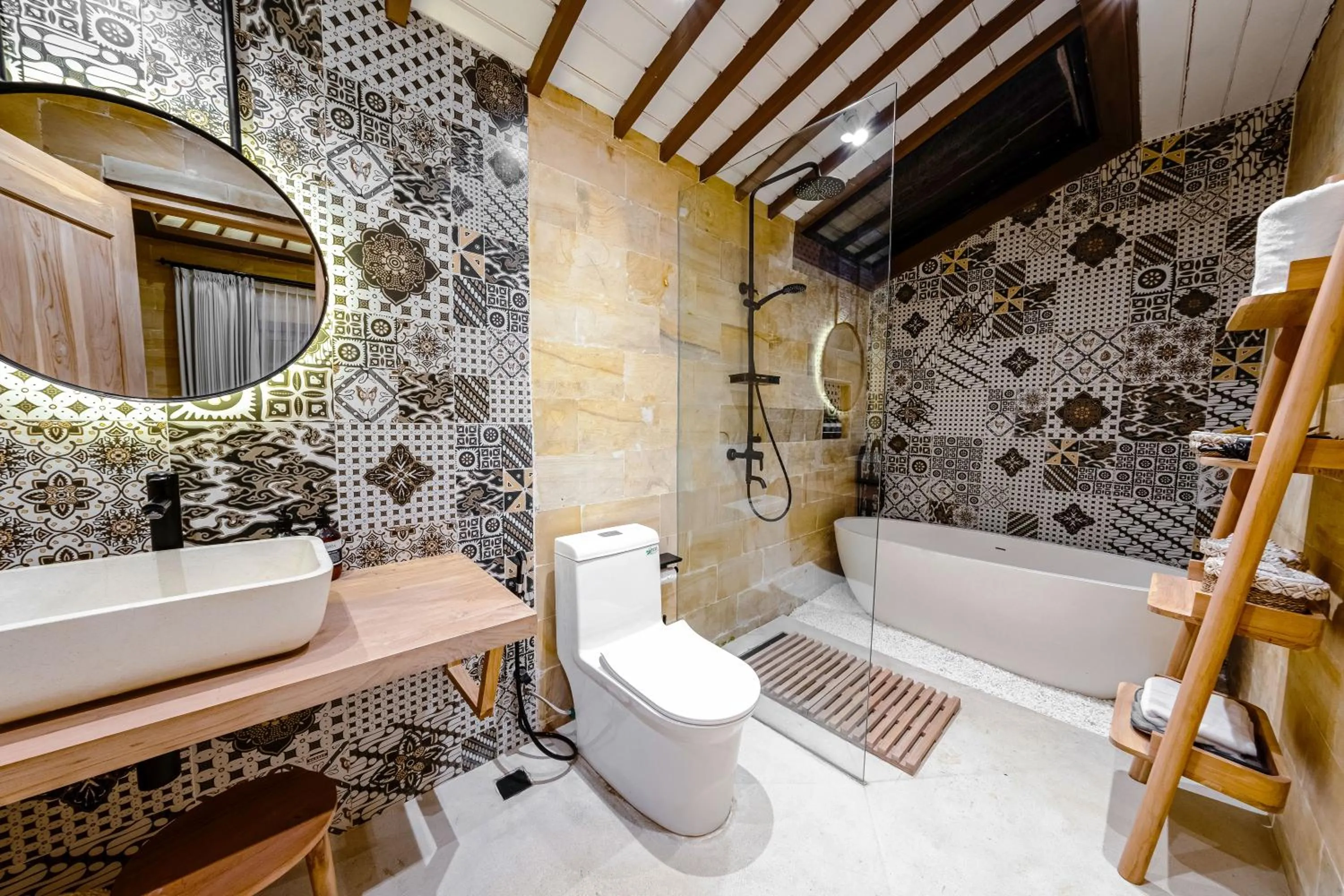 Shower in Nyaman Villas by EVDEkimi - Romantic escape among rice fields with Pool, Terrace - Long stay extras