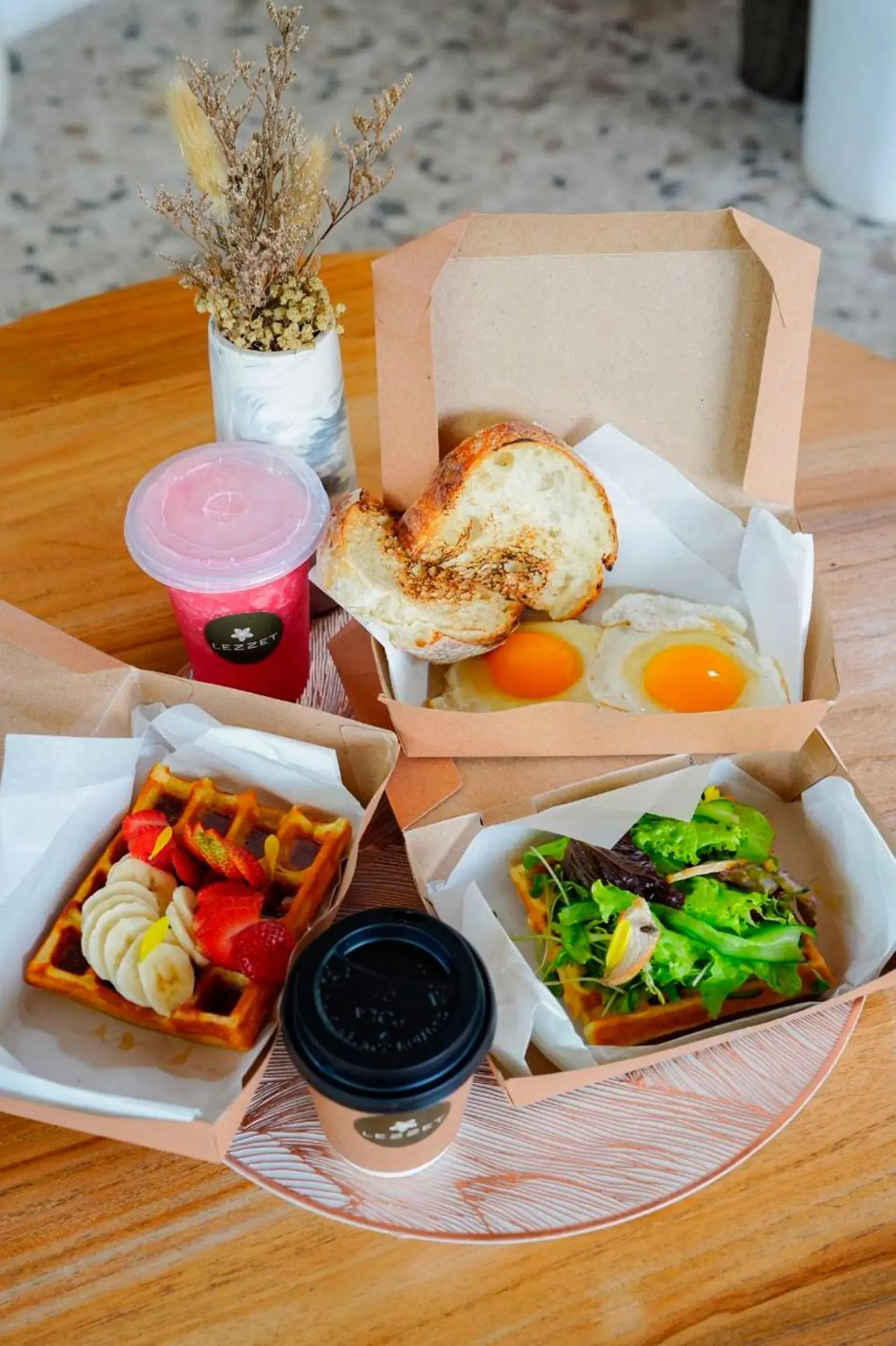 Food in Nyaman Villas by EVDEkimi - Romantic escape among rice fields with Pool, Terrace - Long stay extras Food in Nyaman Villas by EVDEkimi - Romantic escape among rice fields with Pool, Terrace - Long stay extras