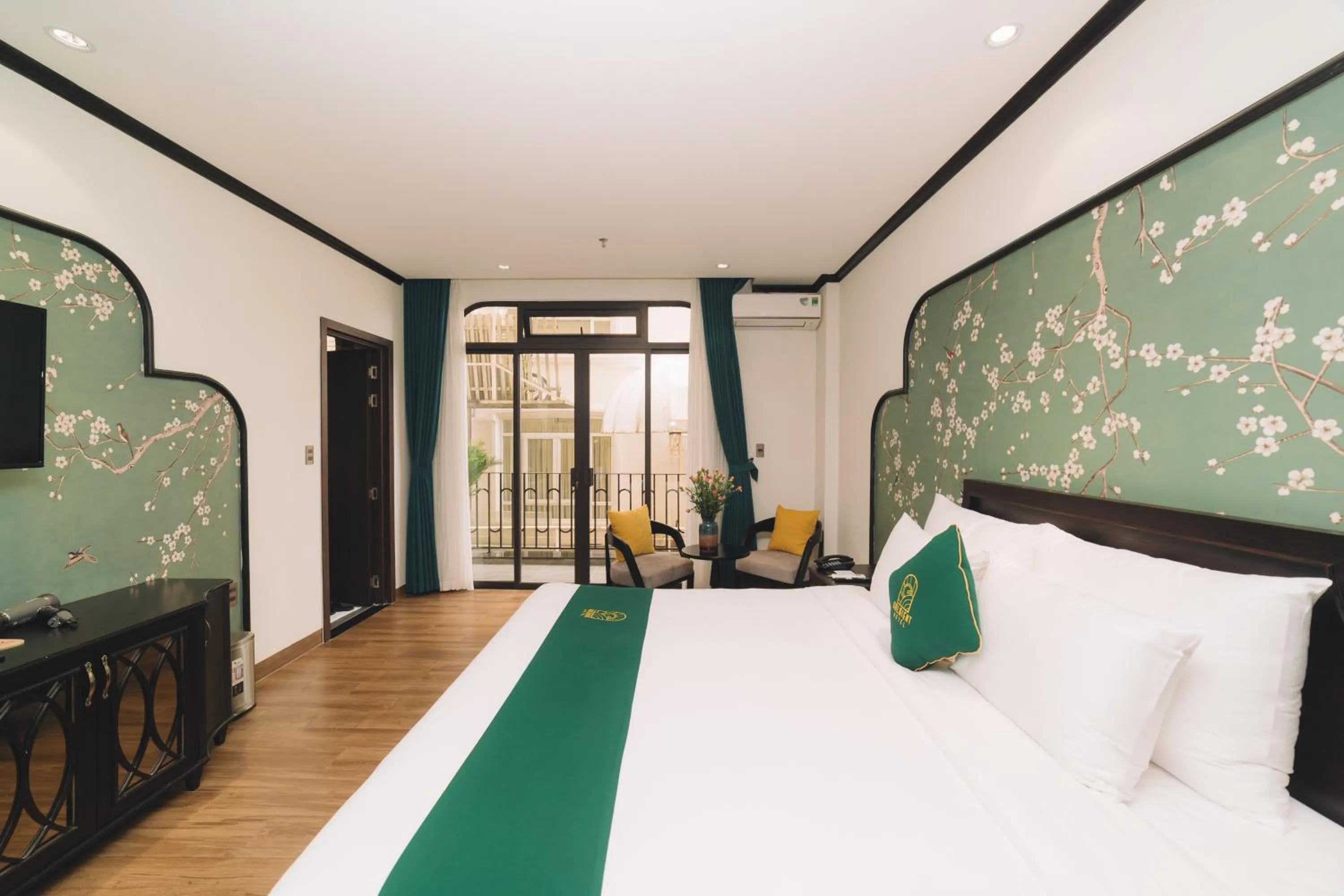 Bedroom, Bed in Goldient Boutique Hotel