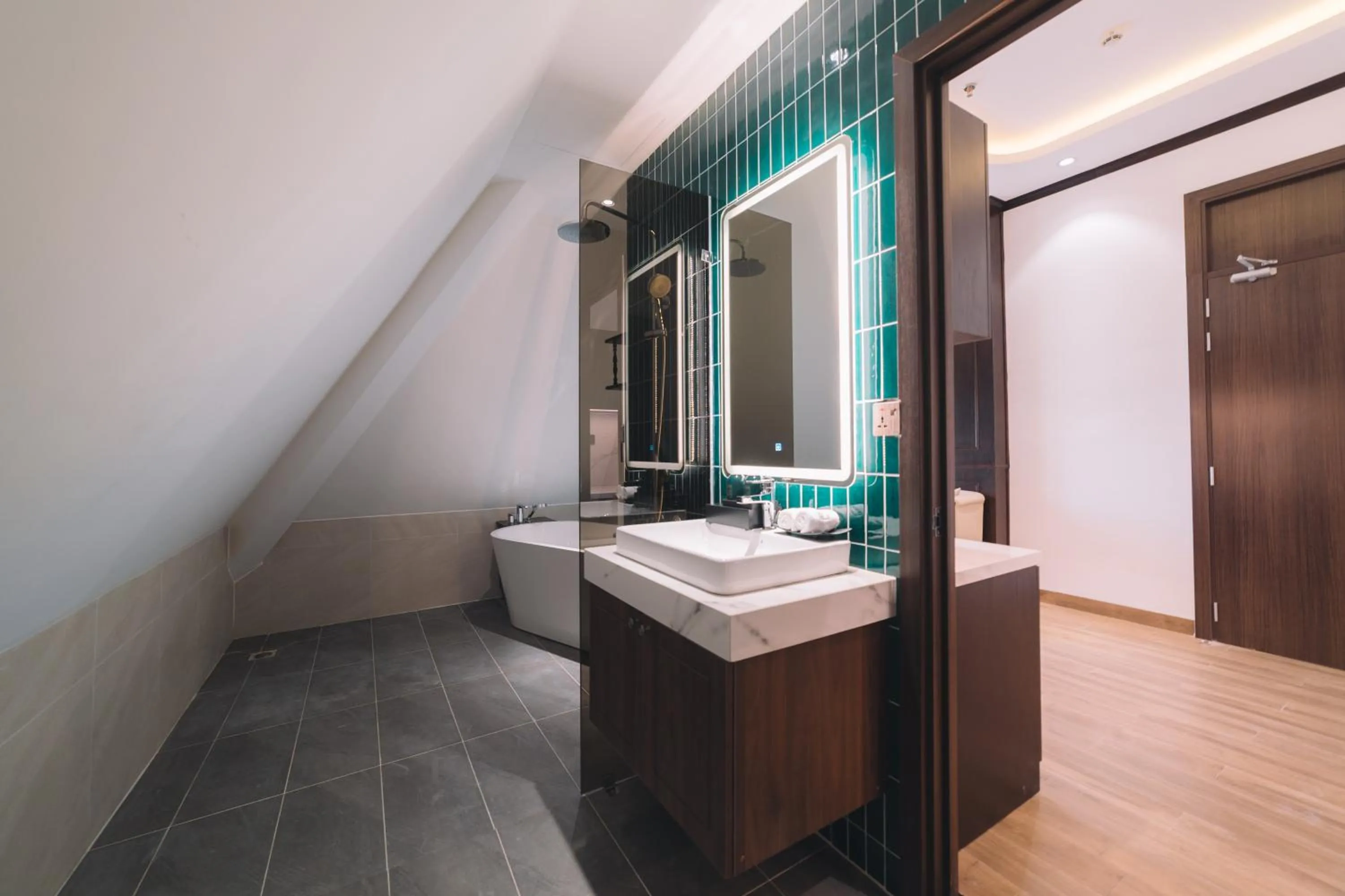 Photo of the whole room in Goldient Boutique Hotel