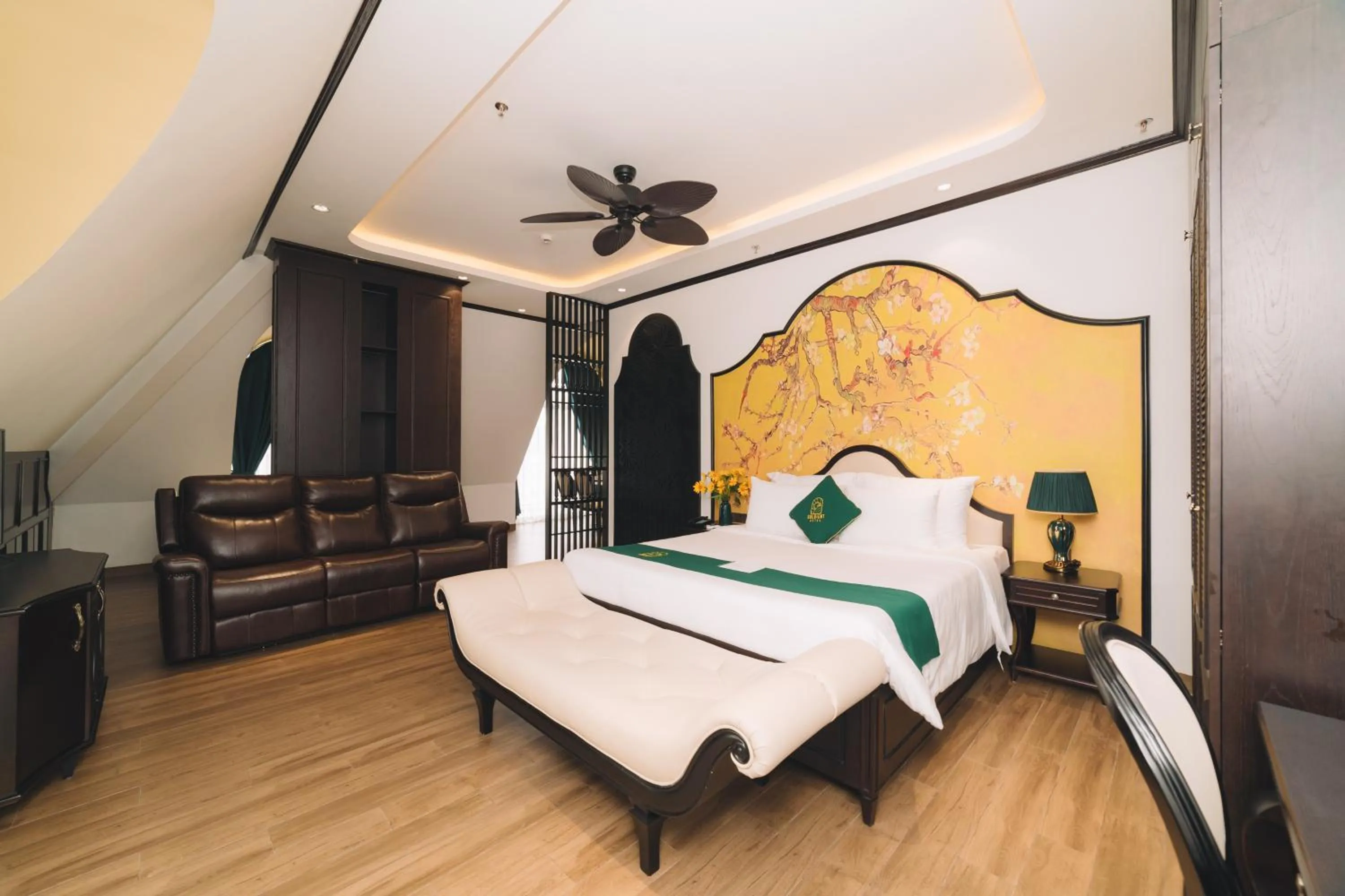 Bedroom, Bed in Goldient Boutique Hotel