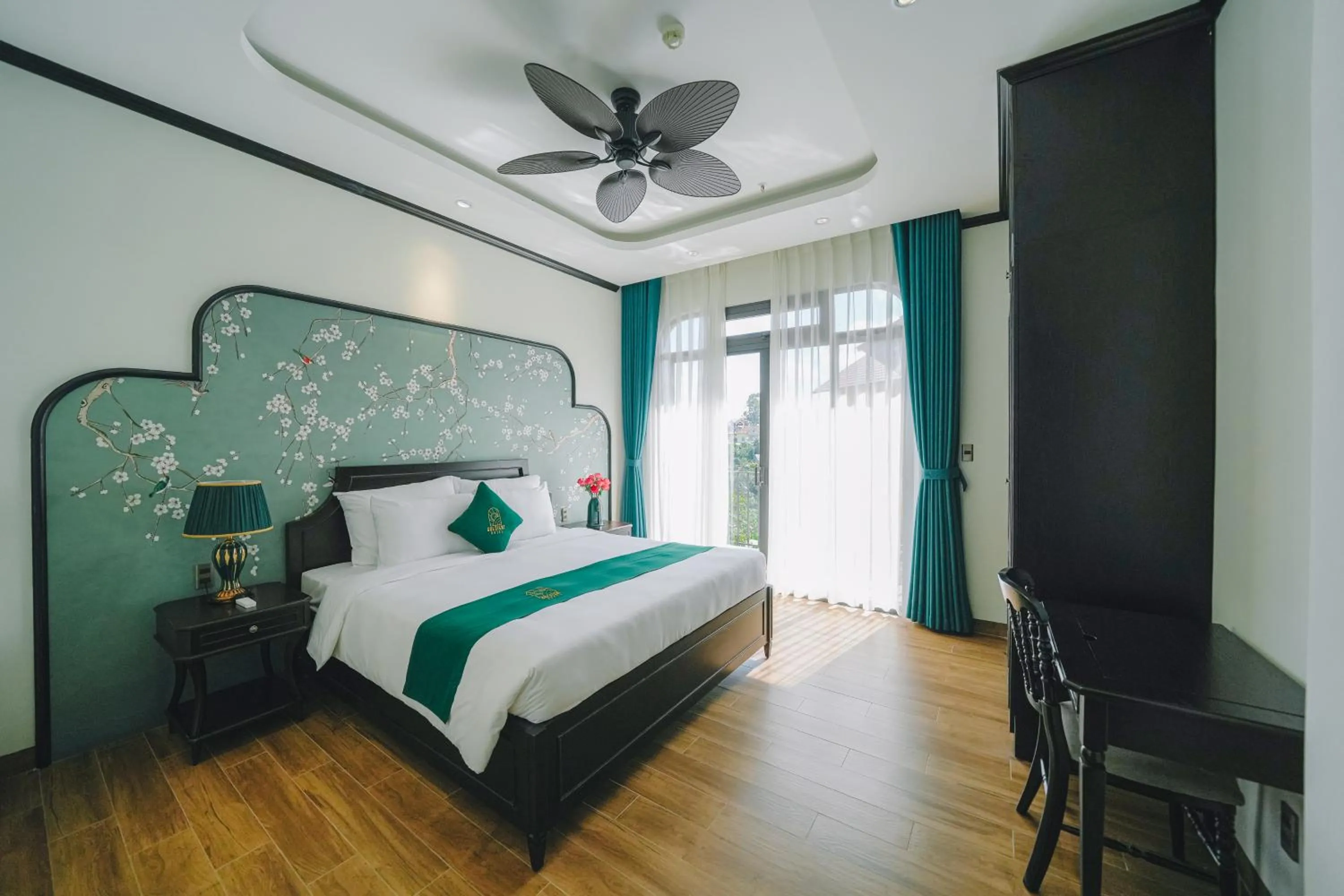 Property building, Bed in Goldient Boutique Hotel