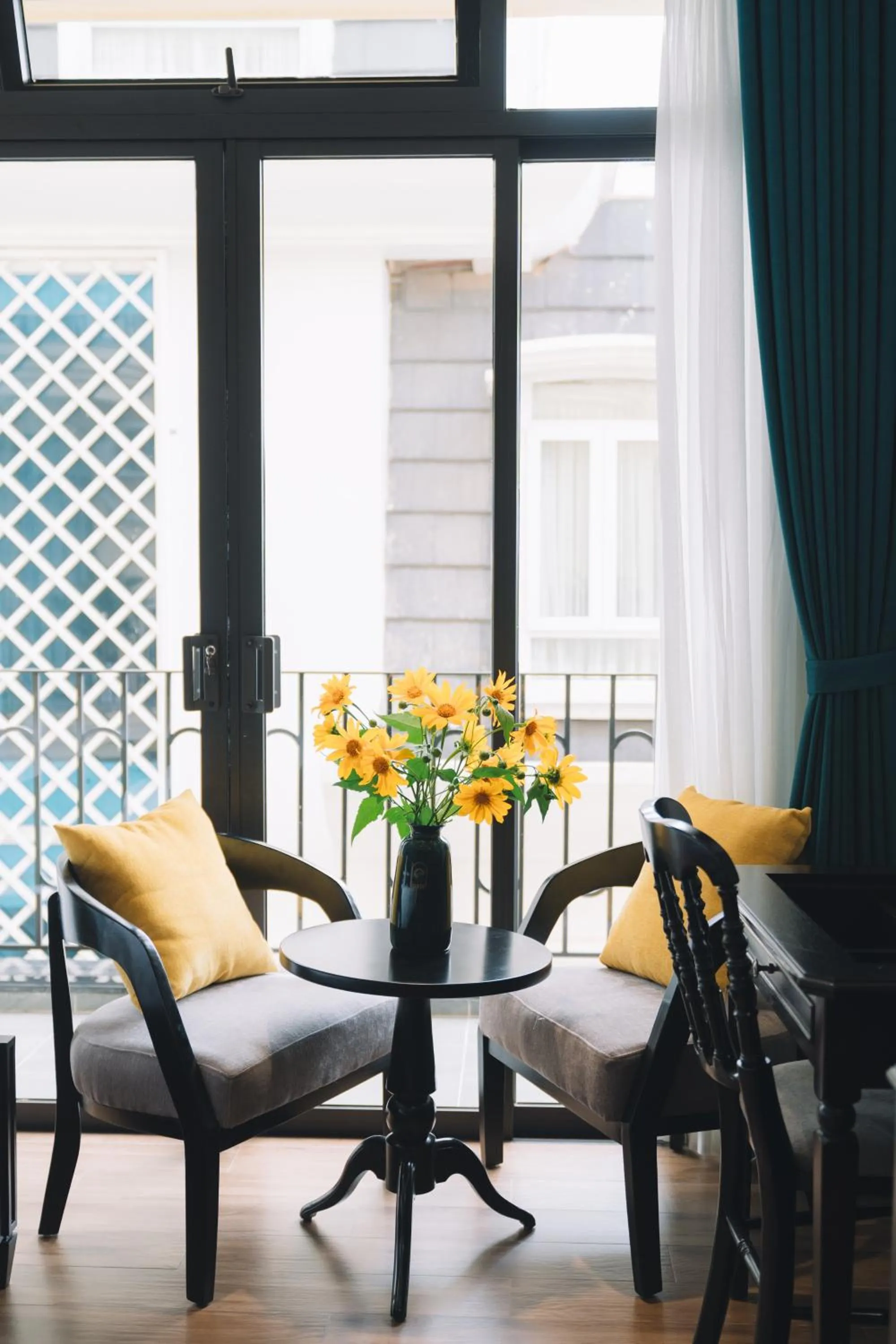 hair dresser in Goldient Boutique Hotel