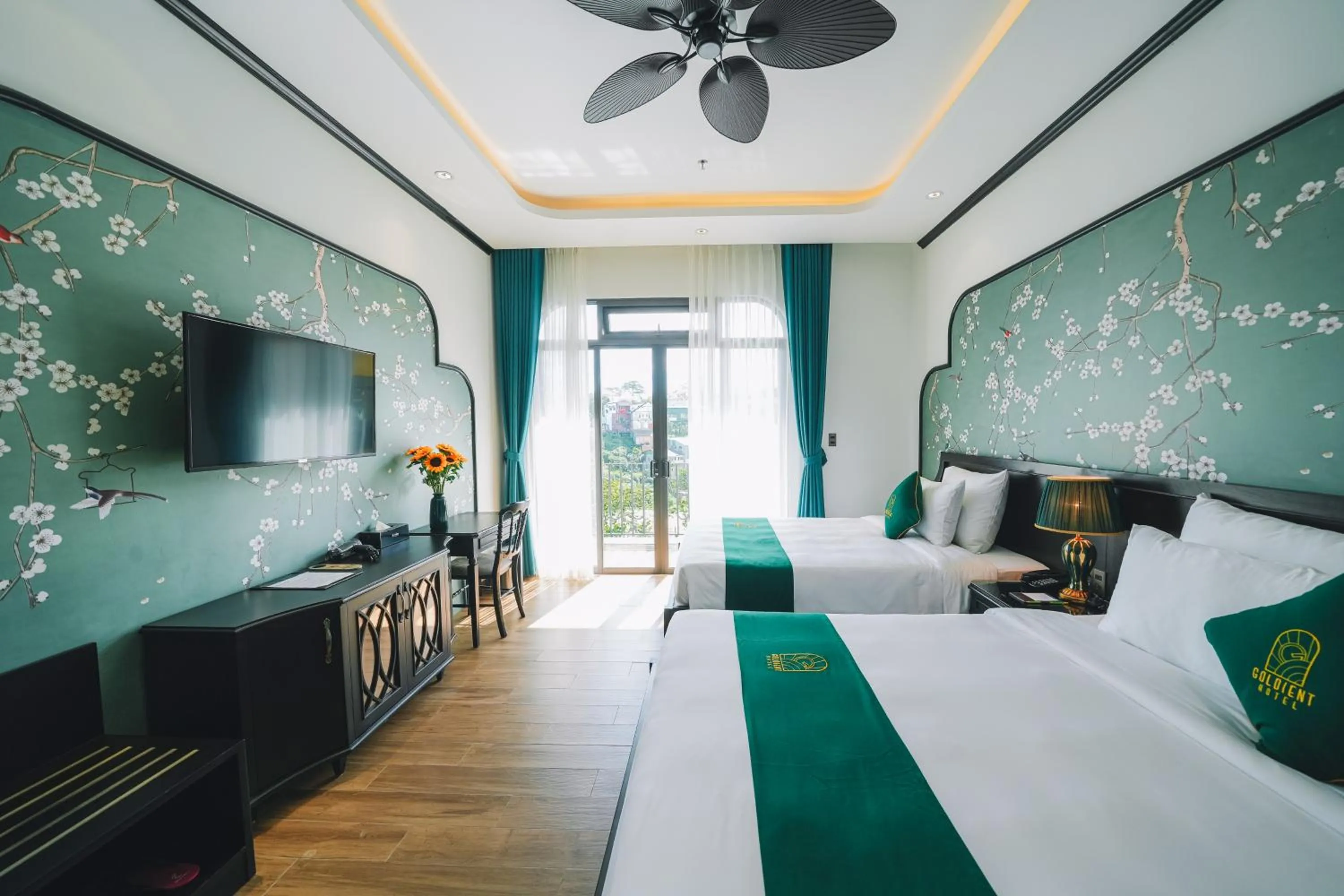 Property building, Bed in Goldient Boutique Hotel