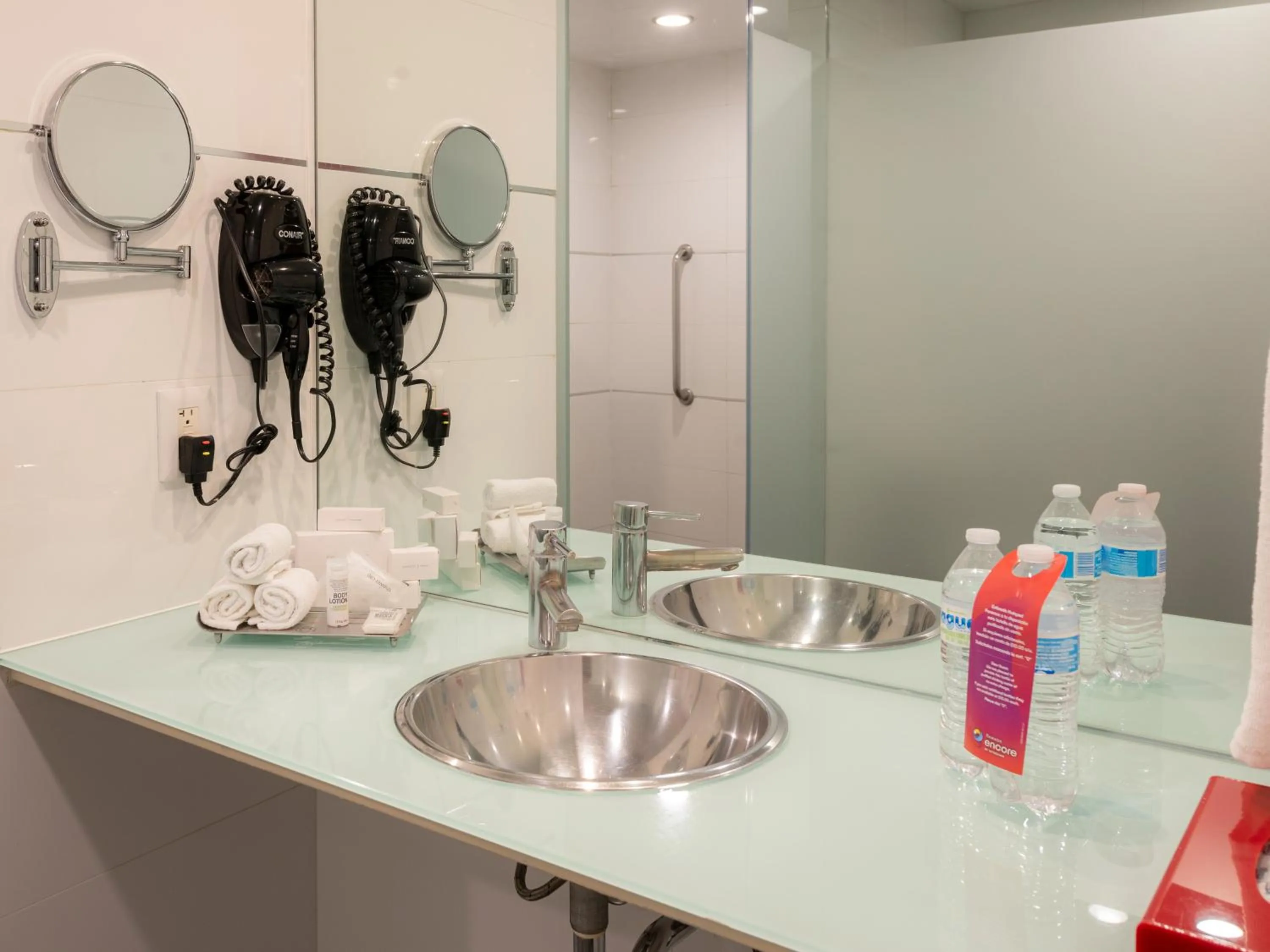 Bathroom in Ramada Encore by Wyndham Queretaro