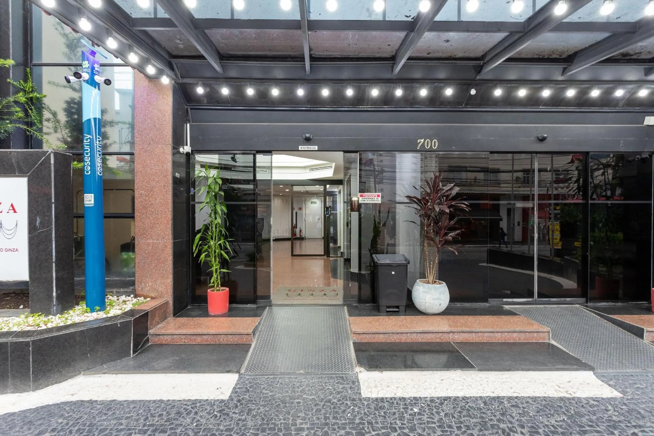 Impecável c/ Garagem prox metrô hospitais e mto +!