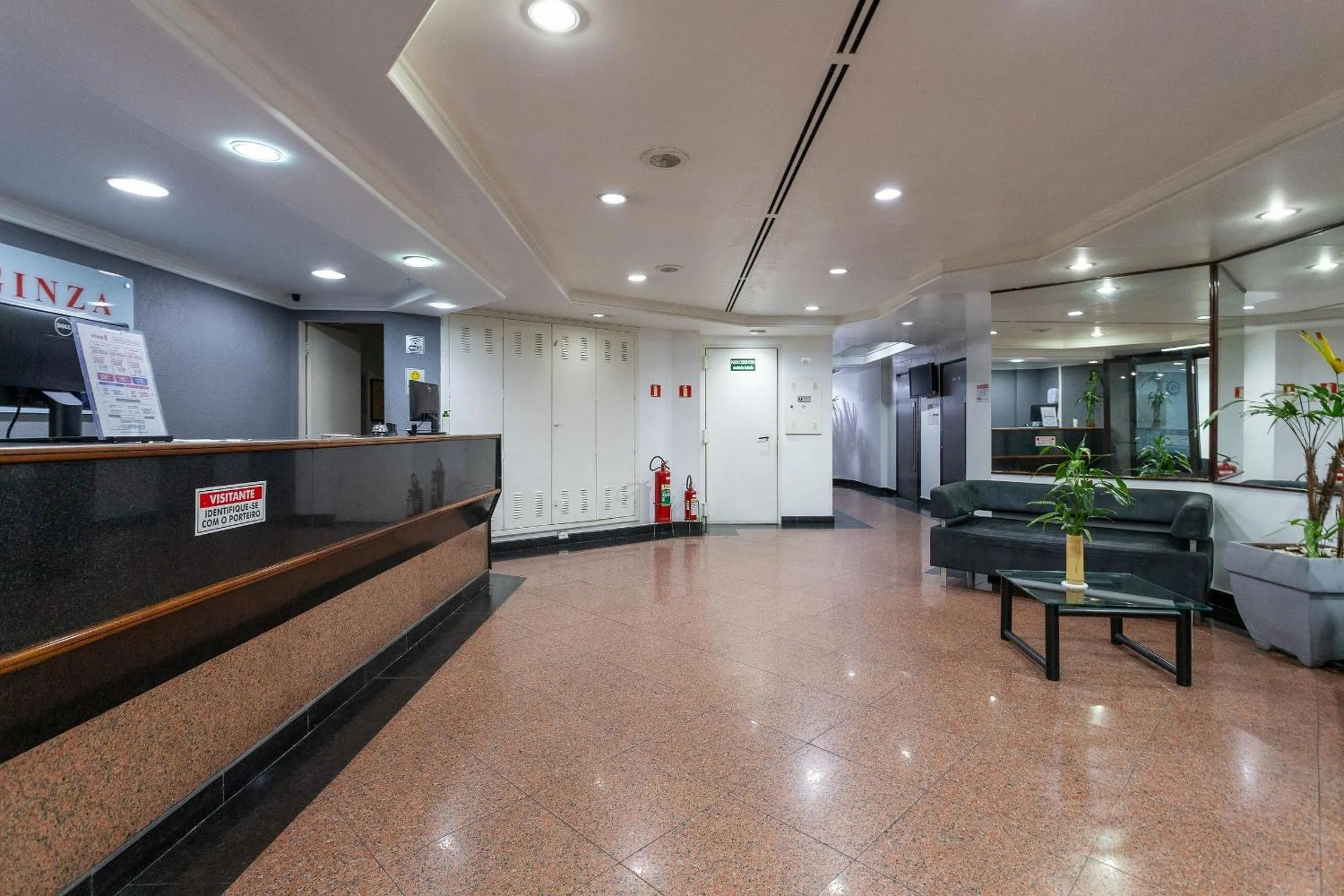 Impecável c/ Garagem prox metrô hospitais e mto +!