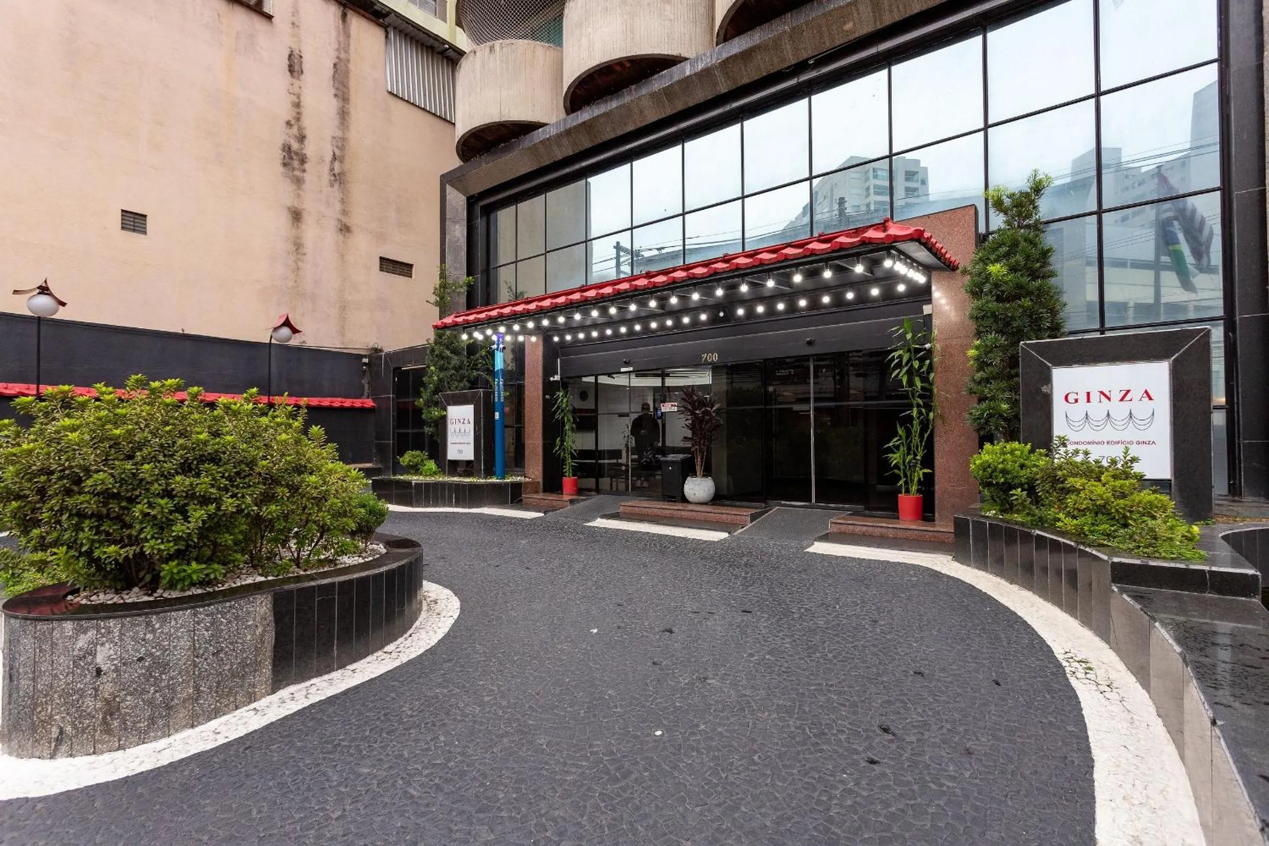 Impecável c/ Garagem prox metrô hospitais e mto +!