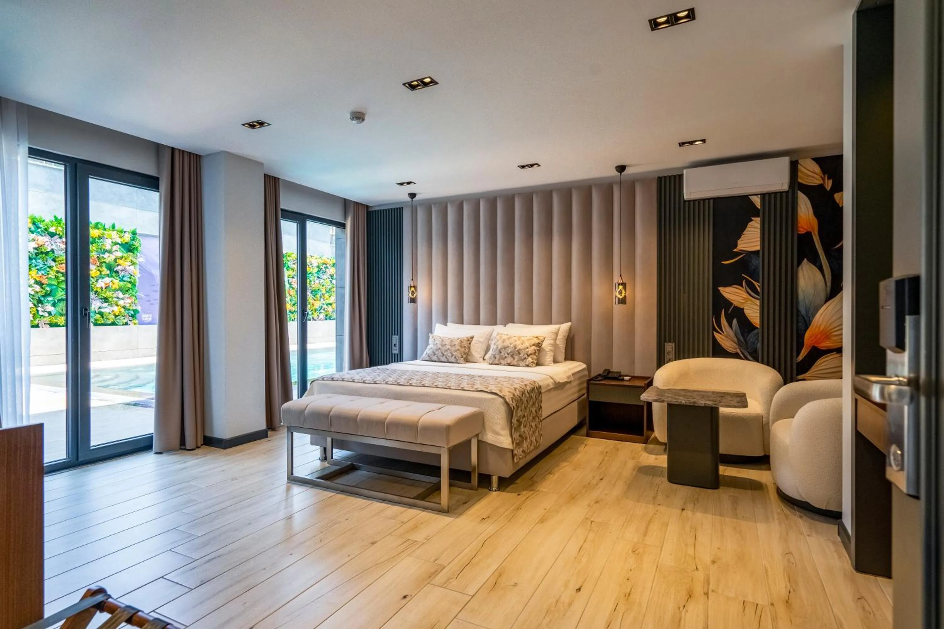 Photo of the whole room, Bed in La Miel Şile