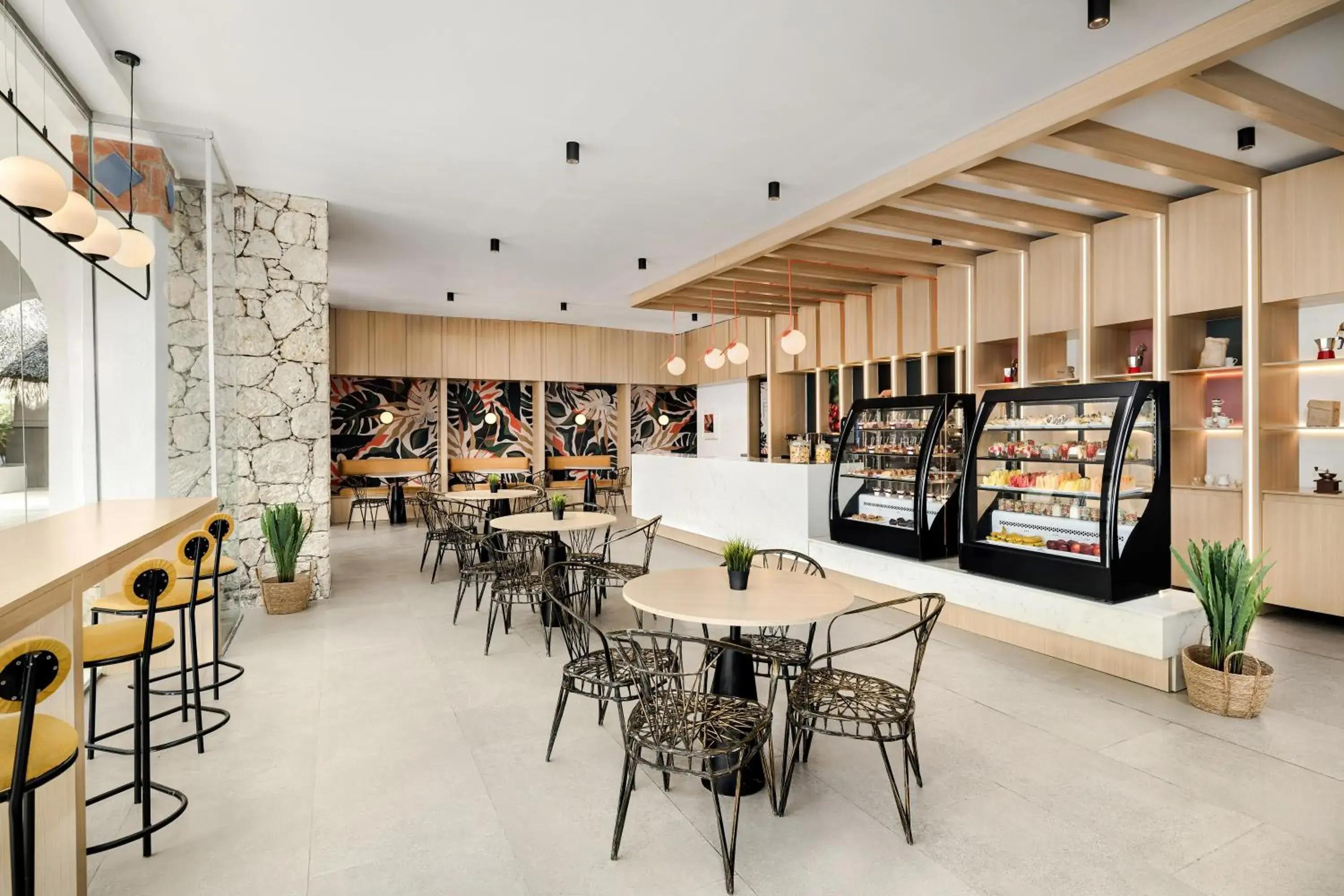 Food and drinks in Sunscape Dominicus La Romana - All Inclusive Food and drinks in Sunscape Dominicus La Romana - All Inclusive