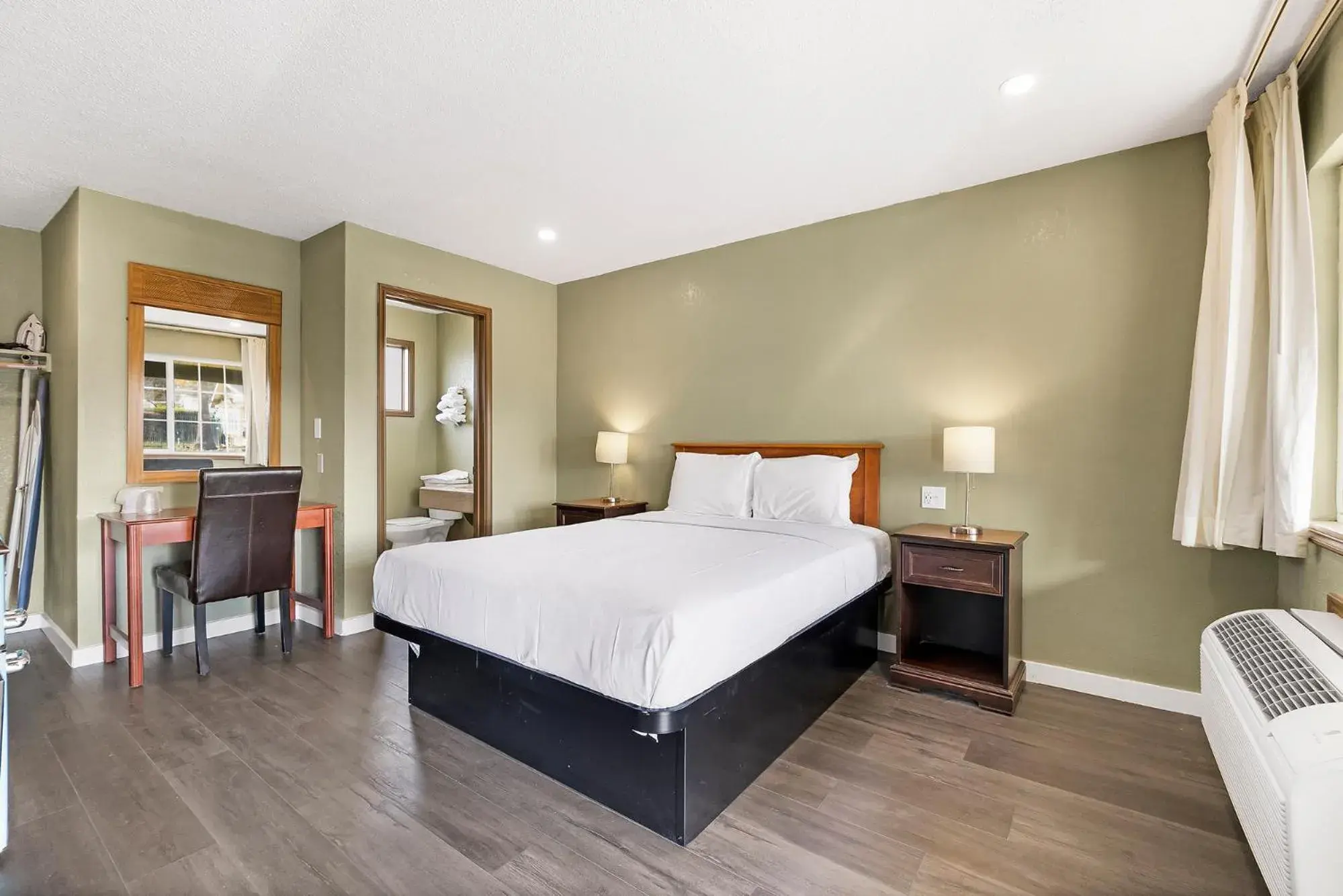 Bed in Safari Inn - Chico Bed in Safari Inn - Chico