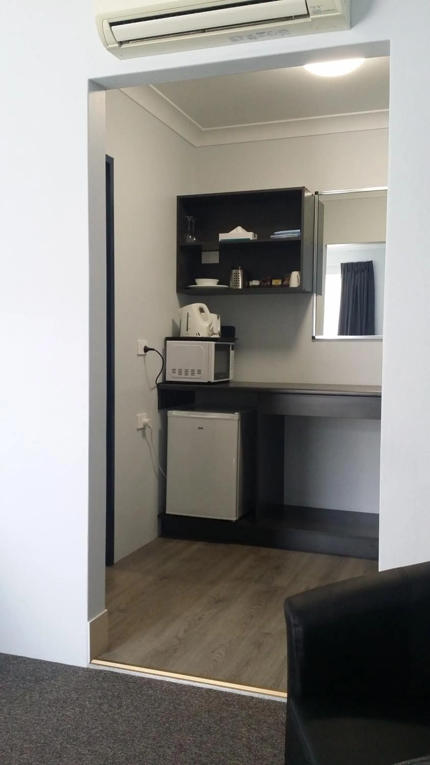 Kitchen or kitchenette in Grafton Central Motel