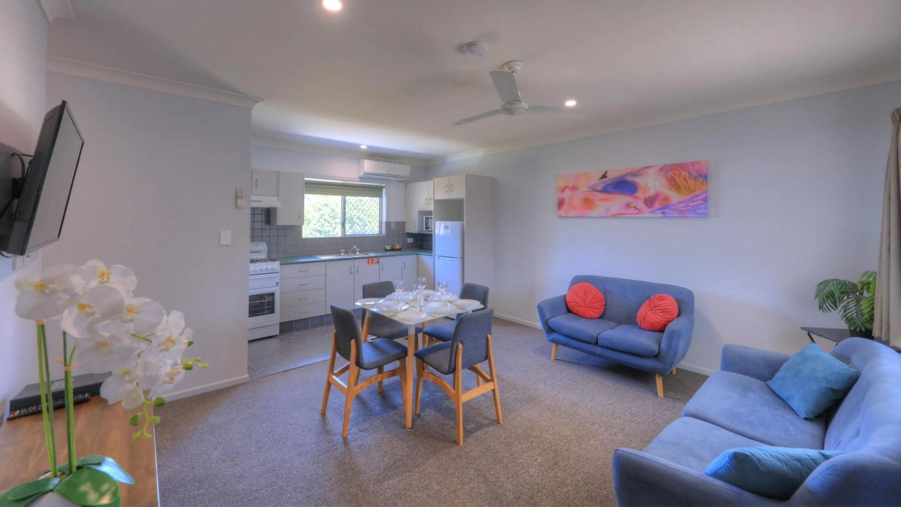 Kitchen or kitchenette in Grafton Central Motel