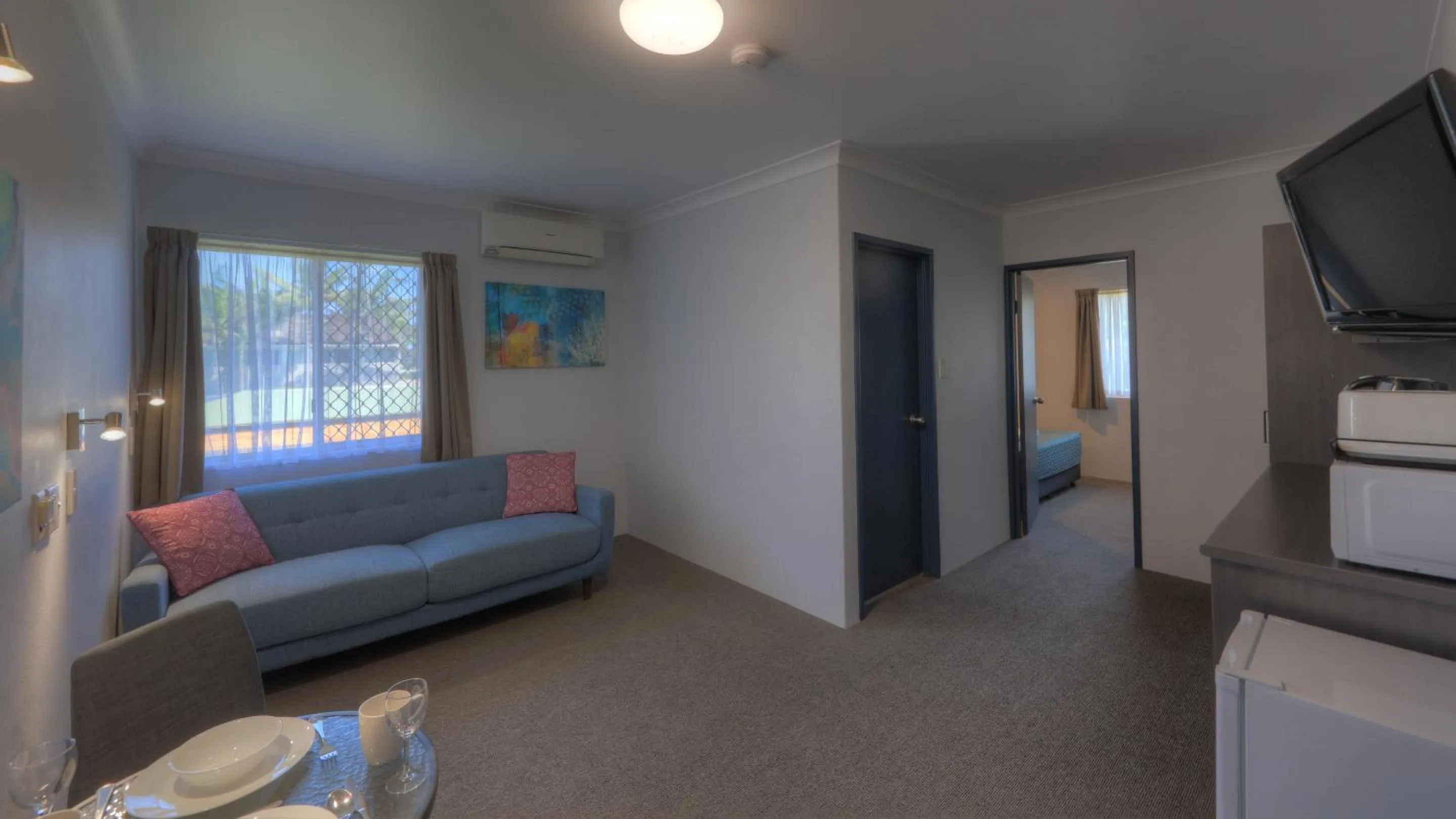 Living room in Grafton Central Motel