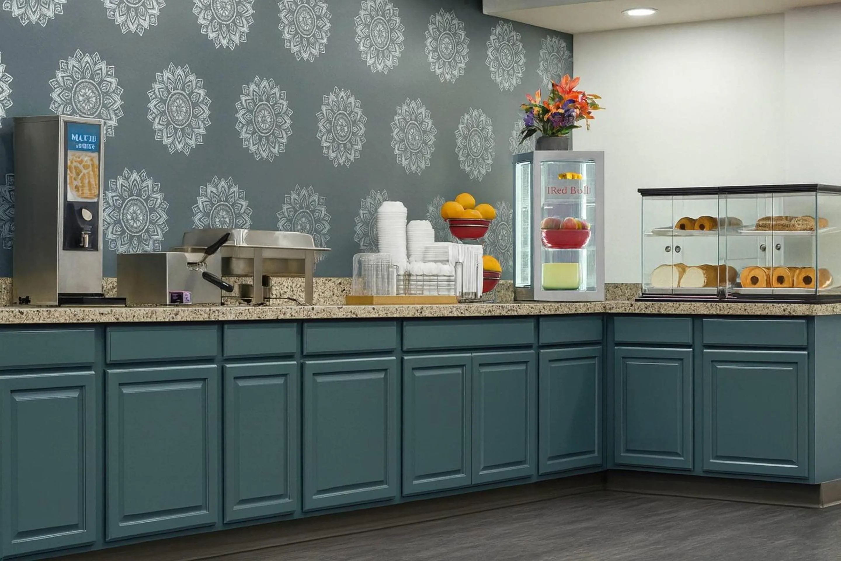 Breakfast in Suburban Studios Salt Lake City Airport